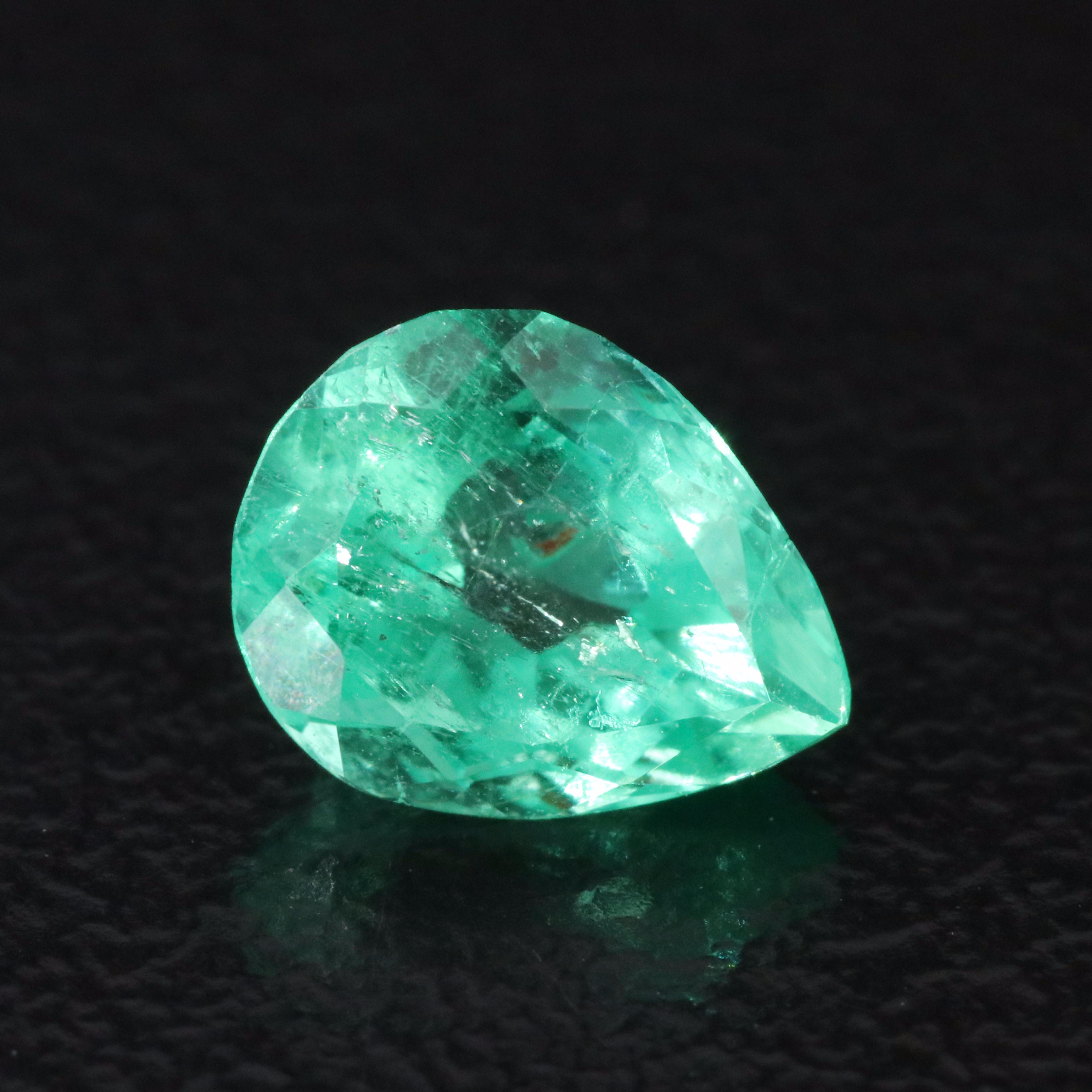 Loose 1.07 CT Emerald