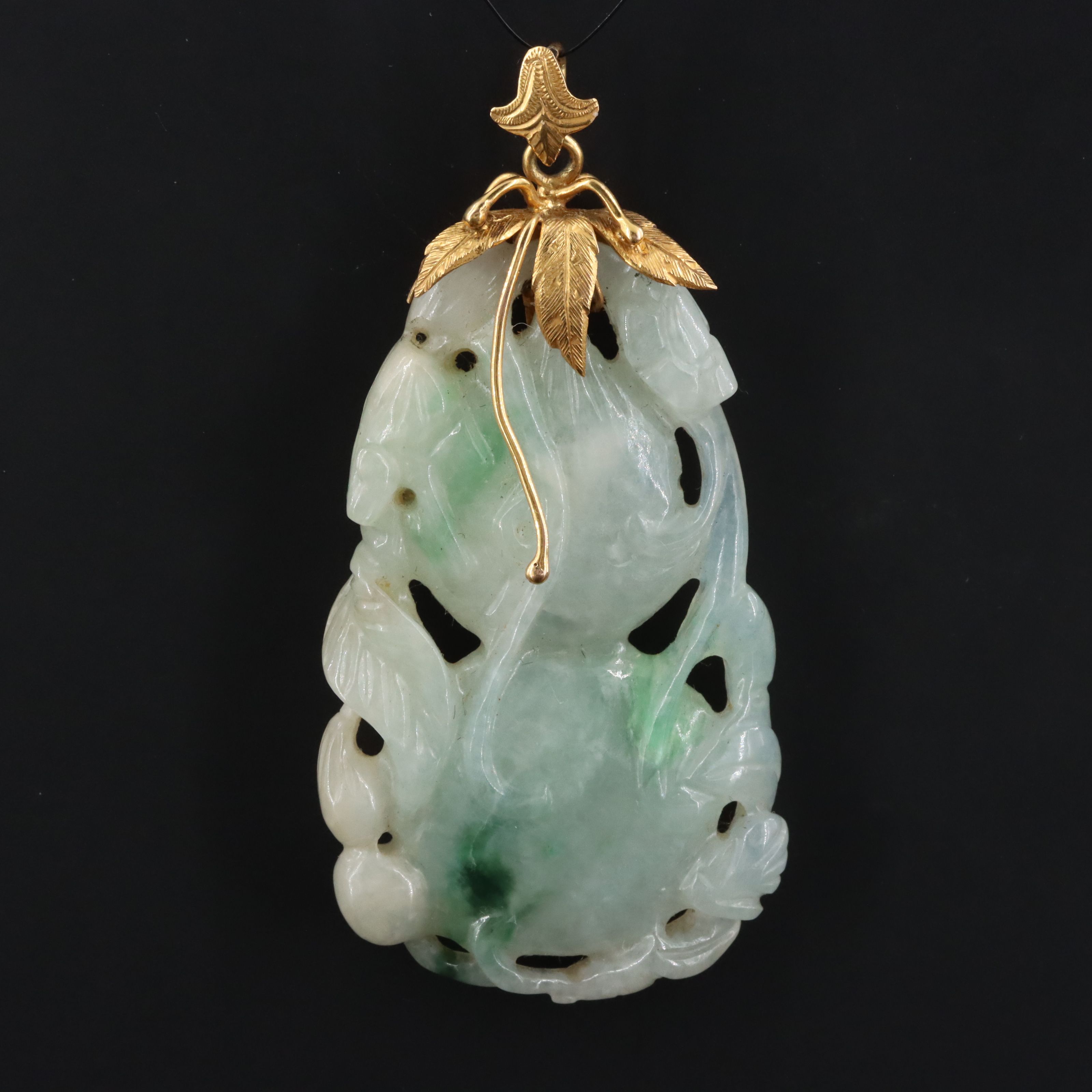 14K Carved Jadeite Pendant
