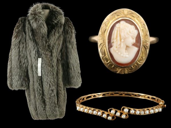 Vintage Fashion & Jewelry