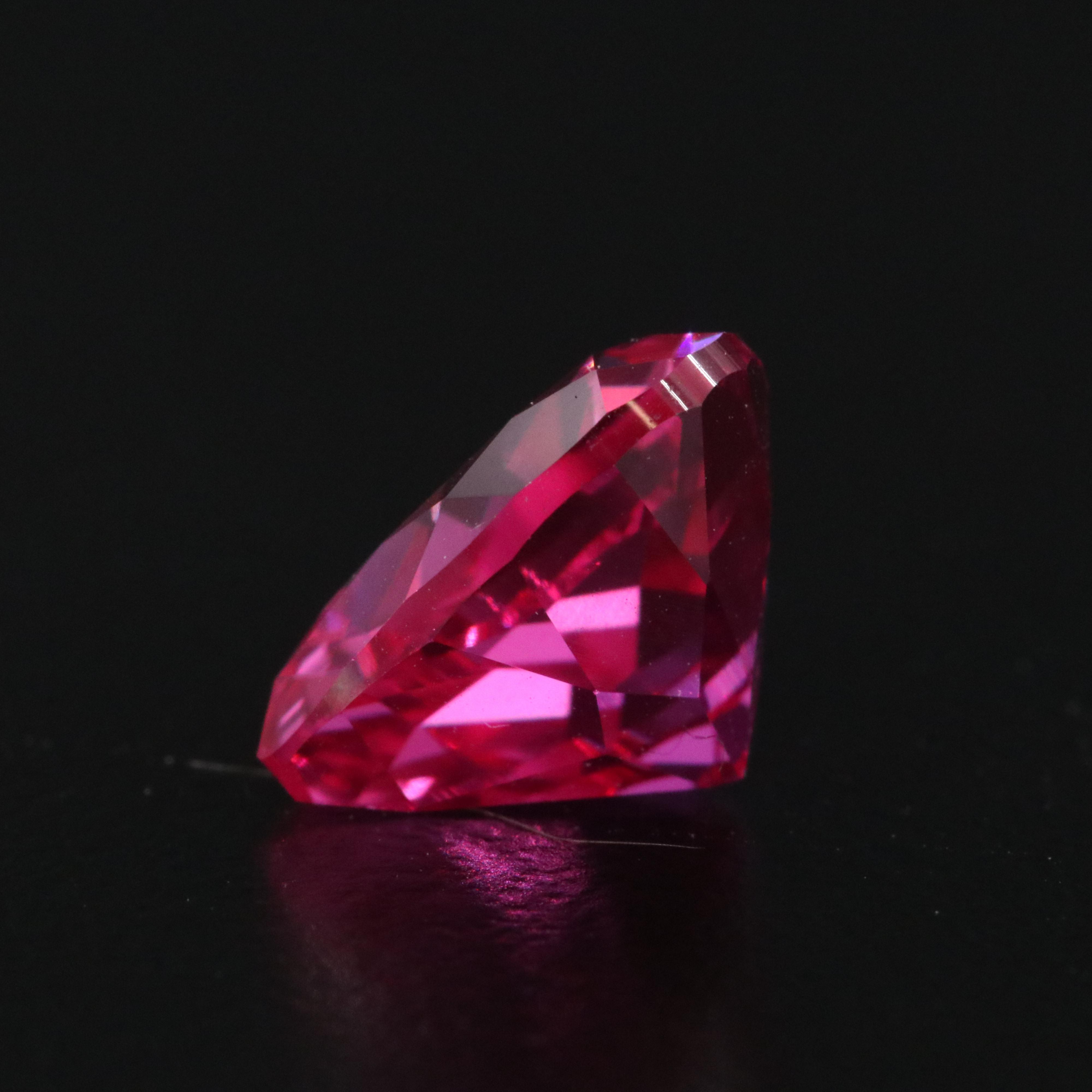 Loose 4.75 CT Lab Grown Sapphire