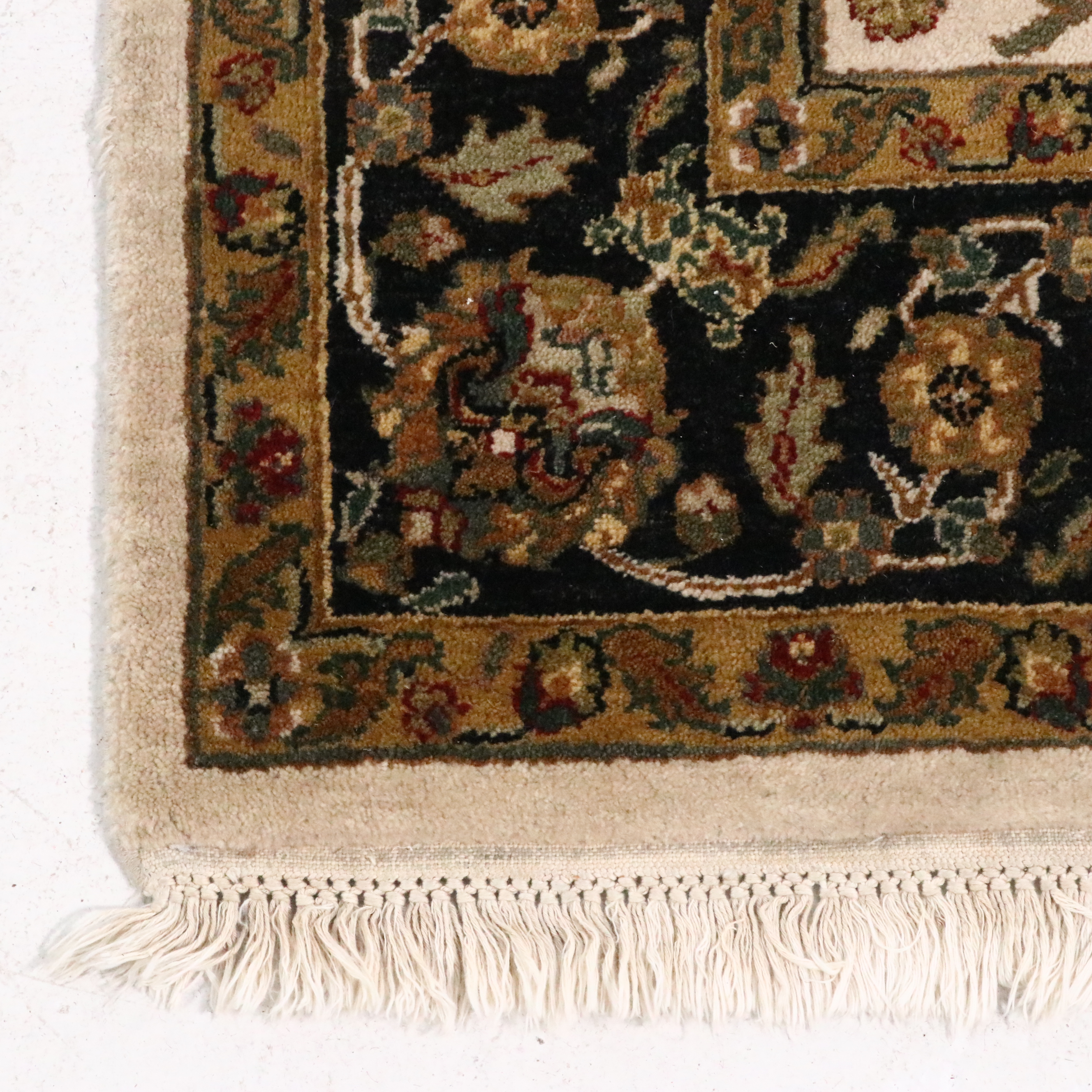 5' x 7'7 Hand-Knotted Indian Agra Area Rug