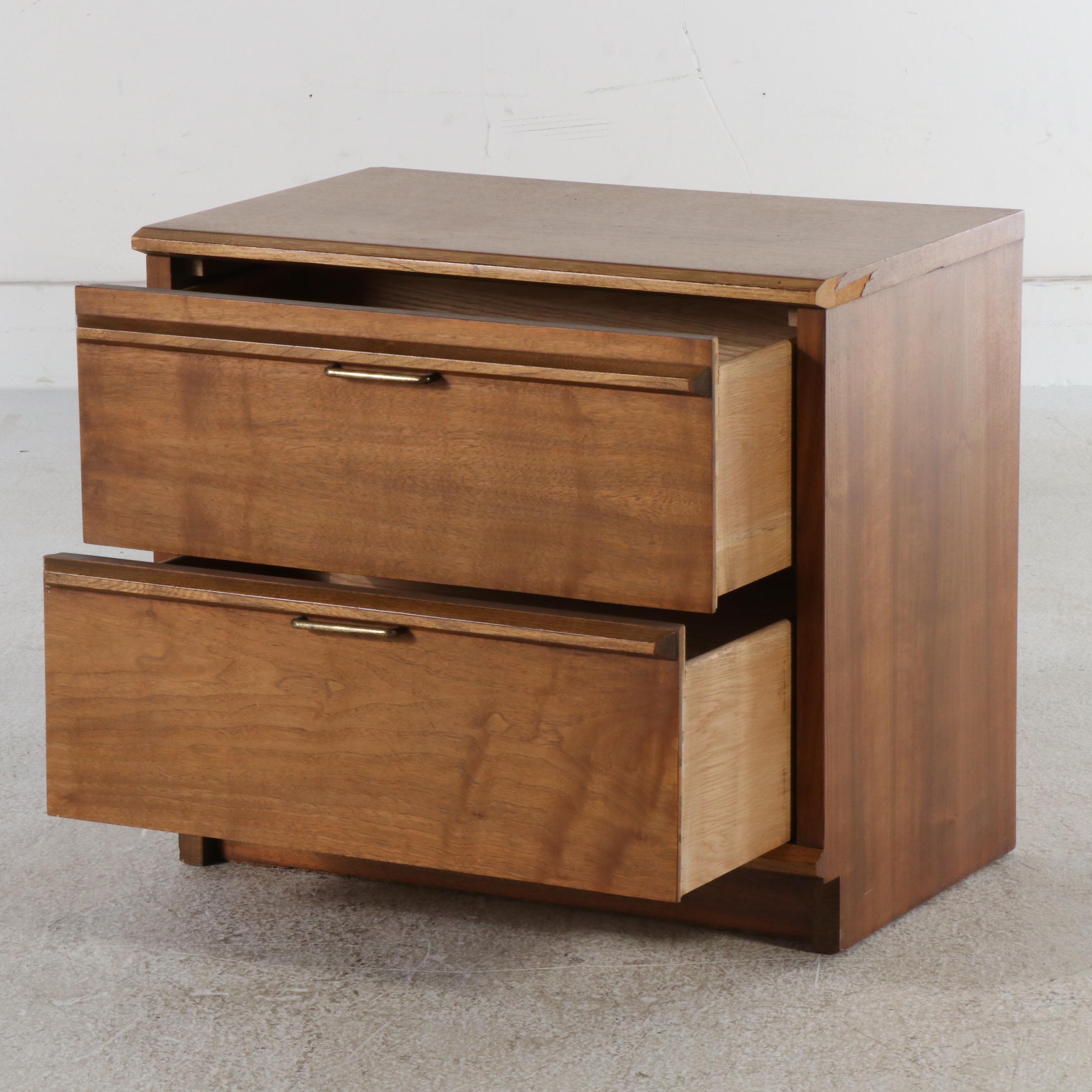 Lane Mid Century Modern Style Headbaord and Nightstand