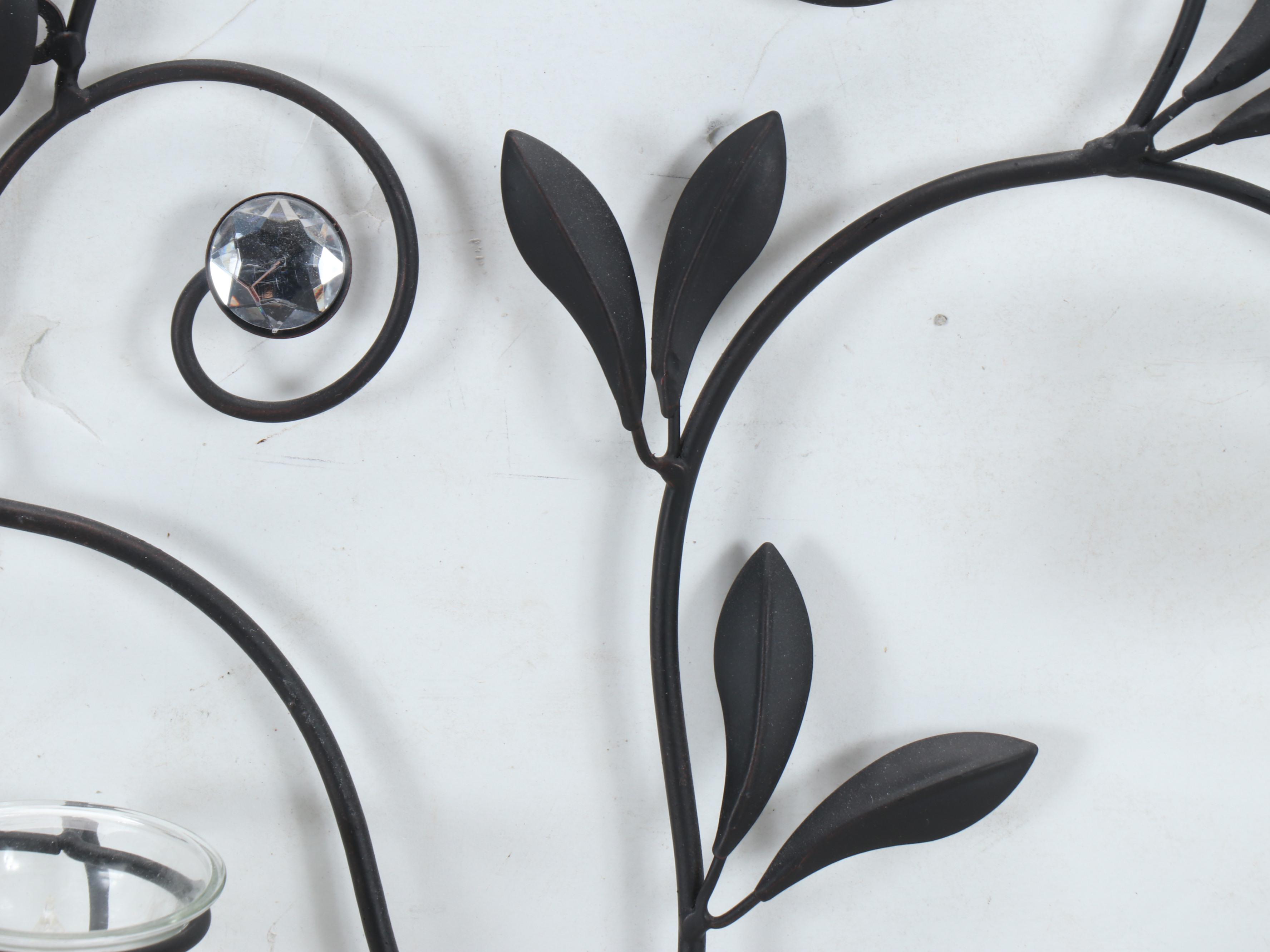 Foliage Wrought Metal Wall Decor Candle Holder with LED Votives