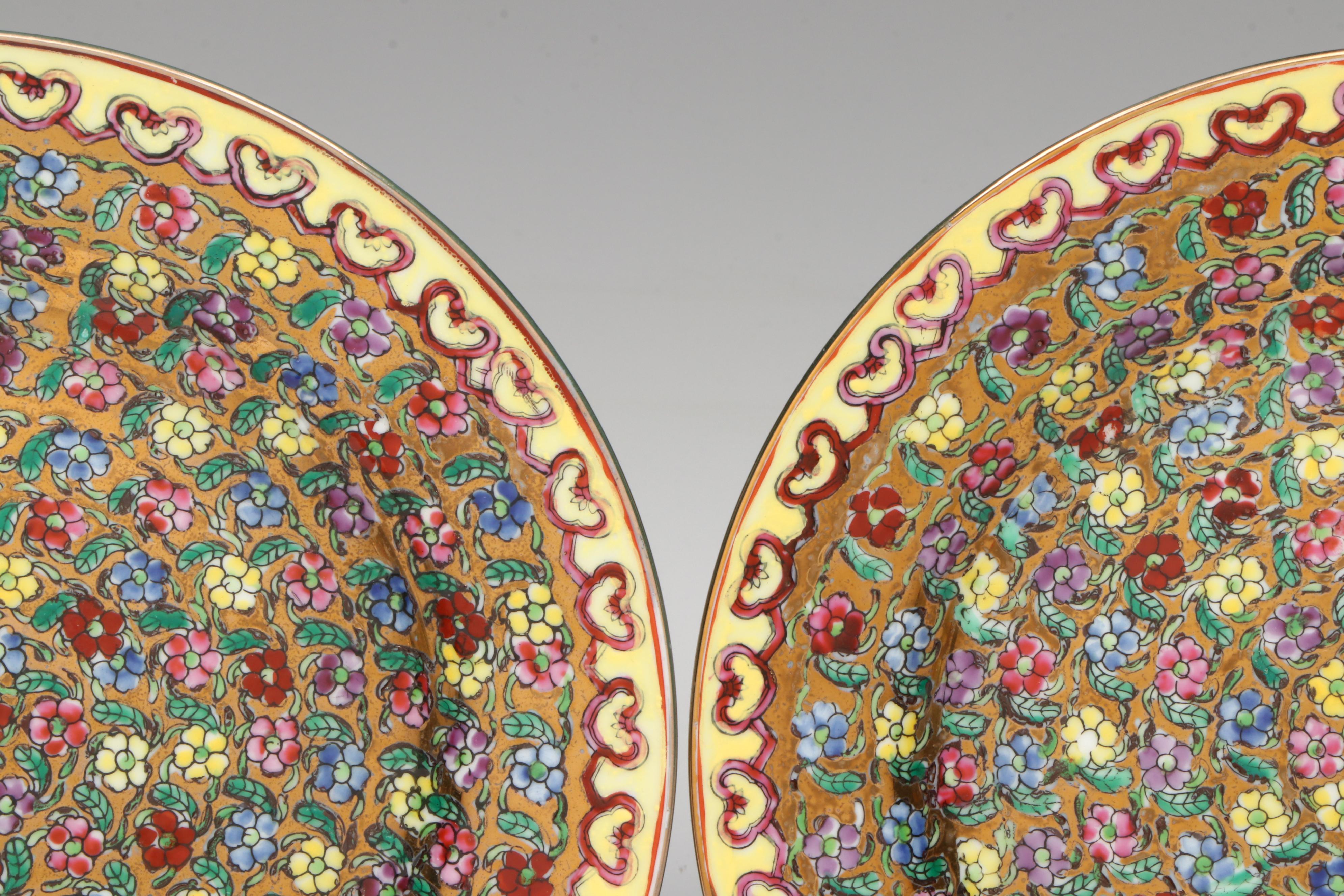 Antique Chinese Export Qing Dynasty Rose Medallion and Floral Porcelain Plates