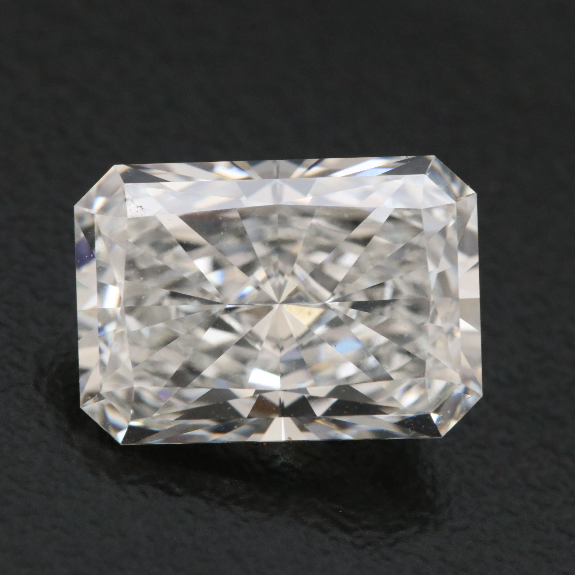 Loose 5.06 CT Lab Grown Diamond with IGI Report