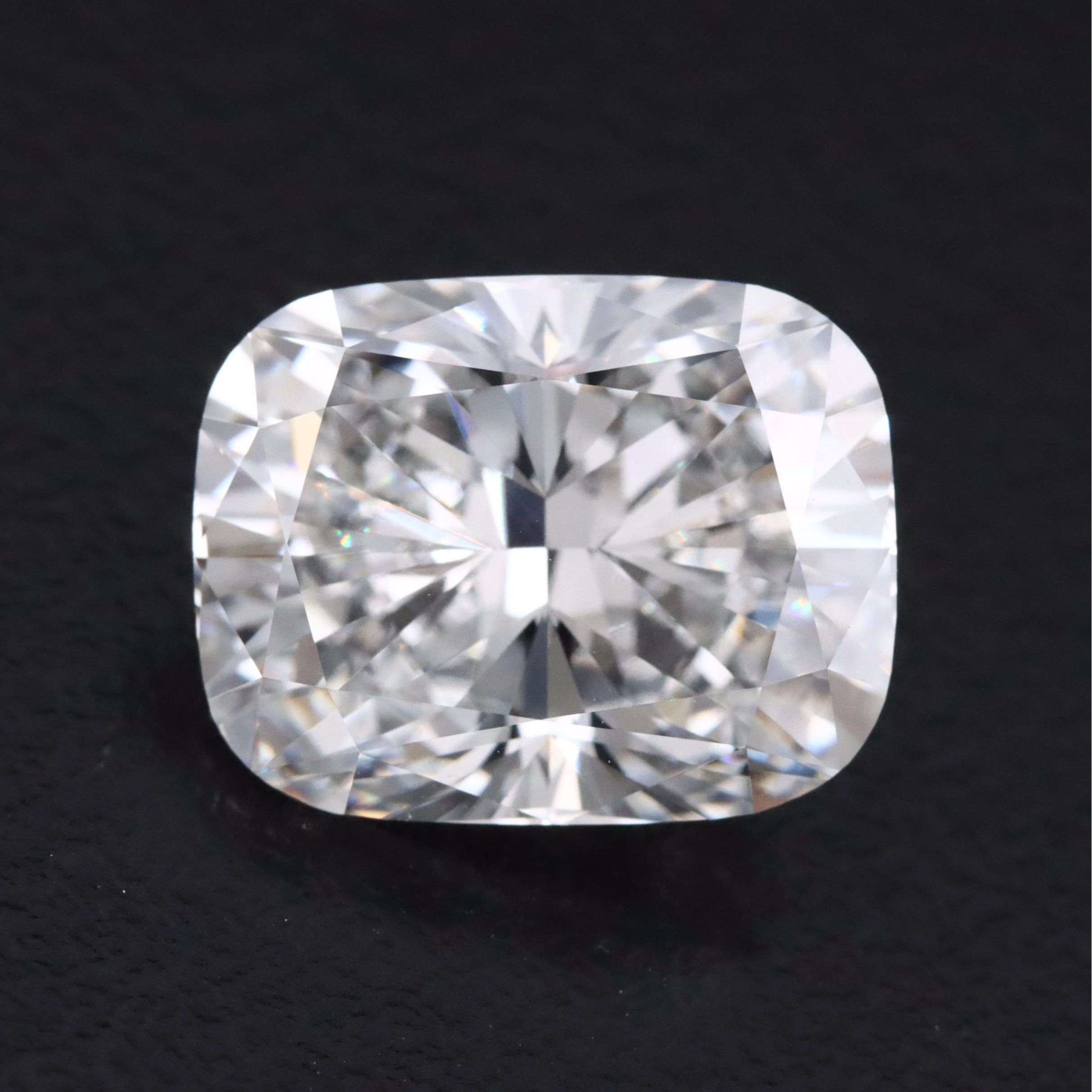 Loose 5.03 CT Lab Grown Diamond with IGI Report