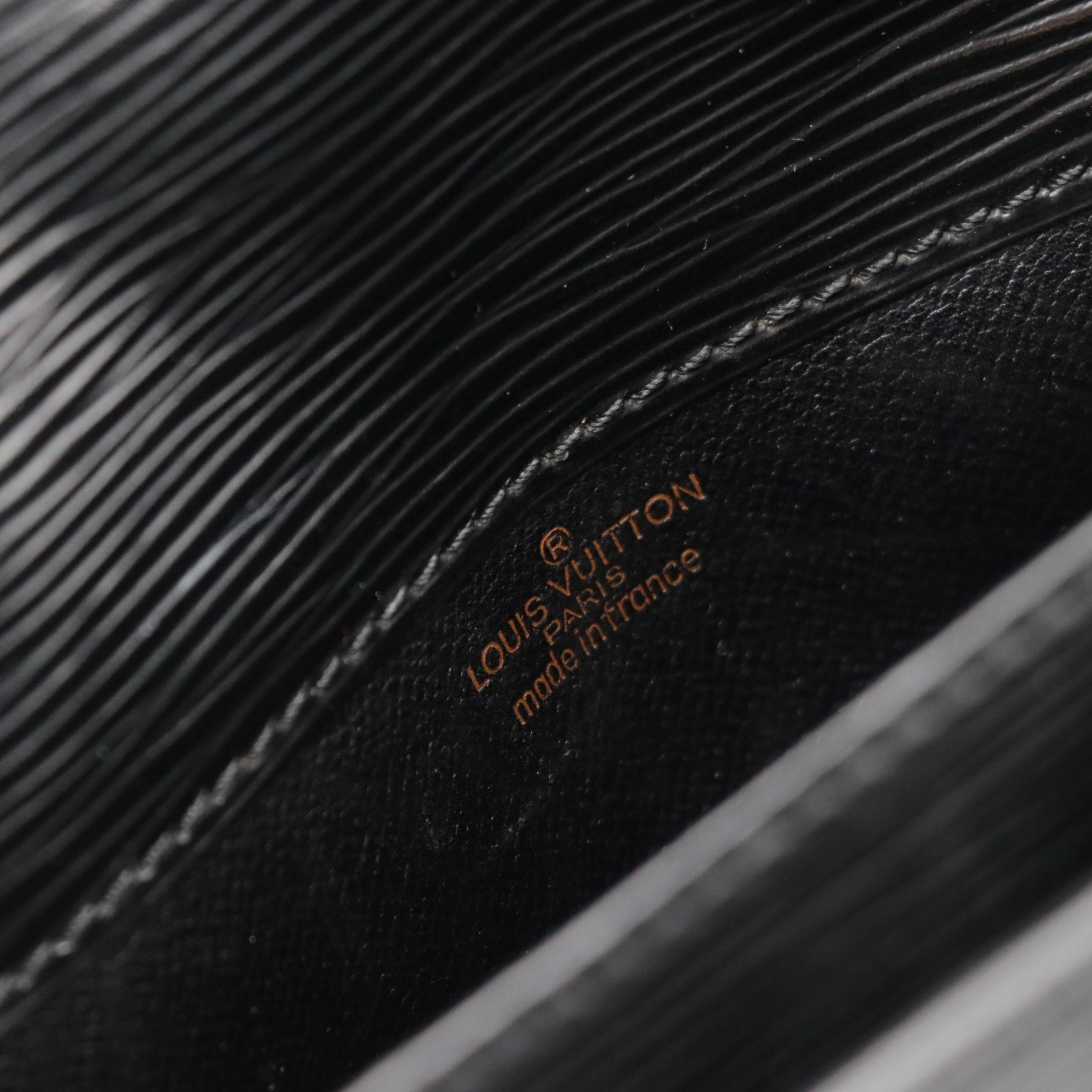 Louis Vuitton Cartouchière Shoulder Bag in Black Epi Leather