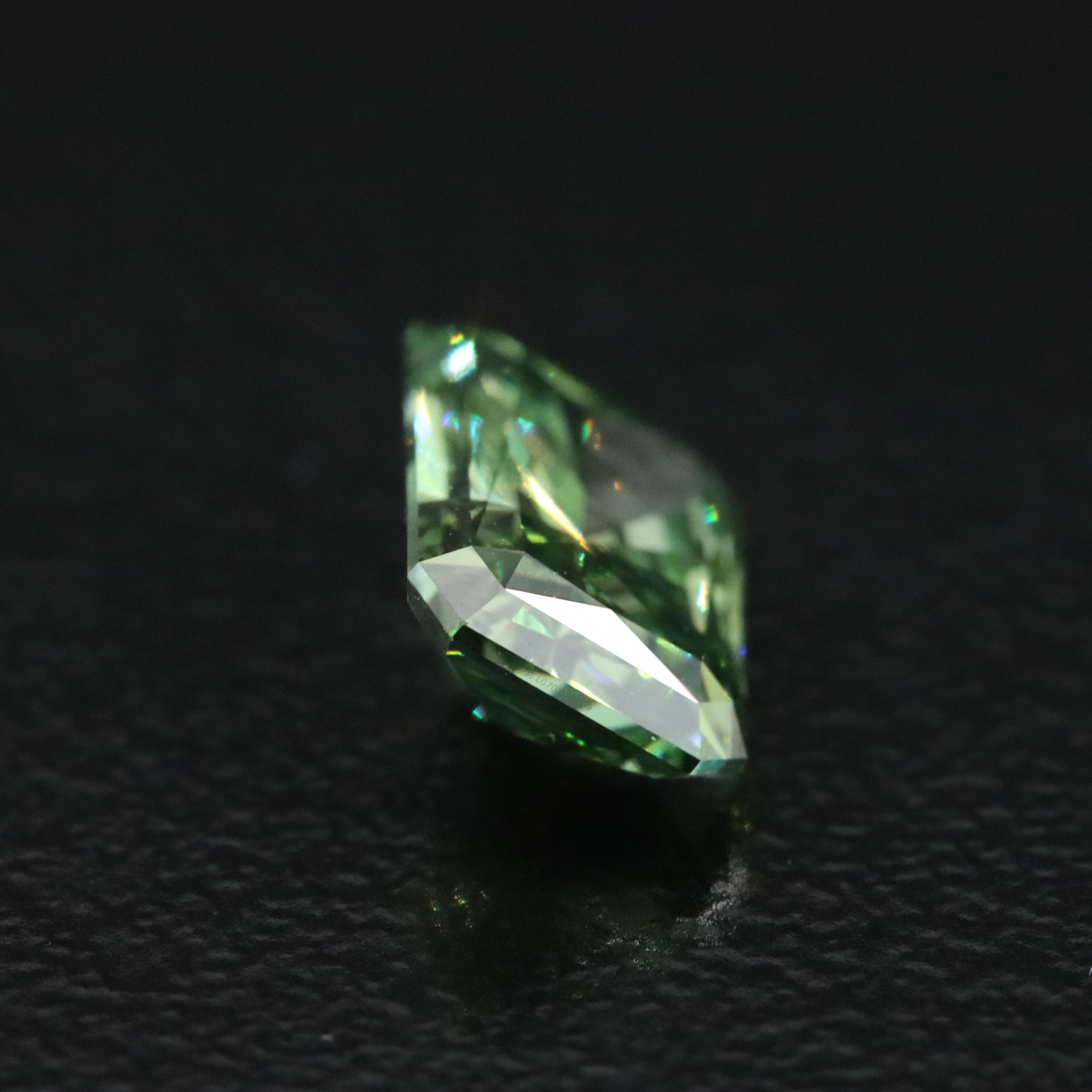 Loose 1.59 CT Lab Grown Fancy Green Diamond with IGI Report