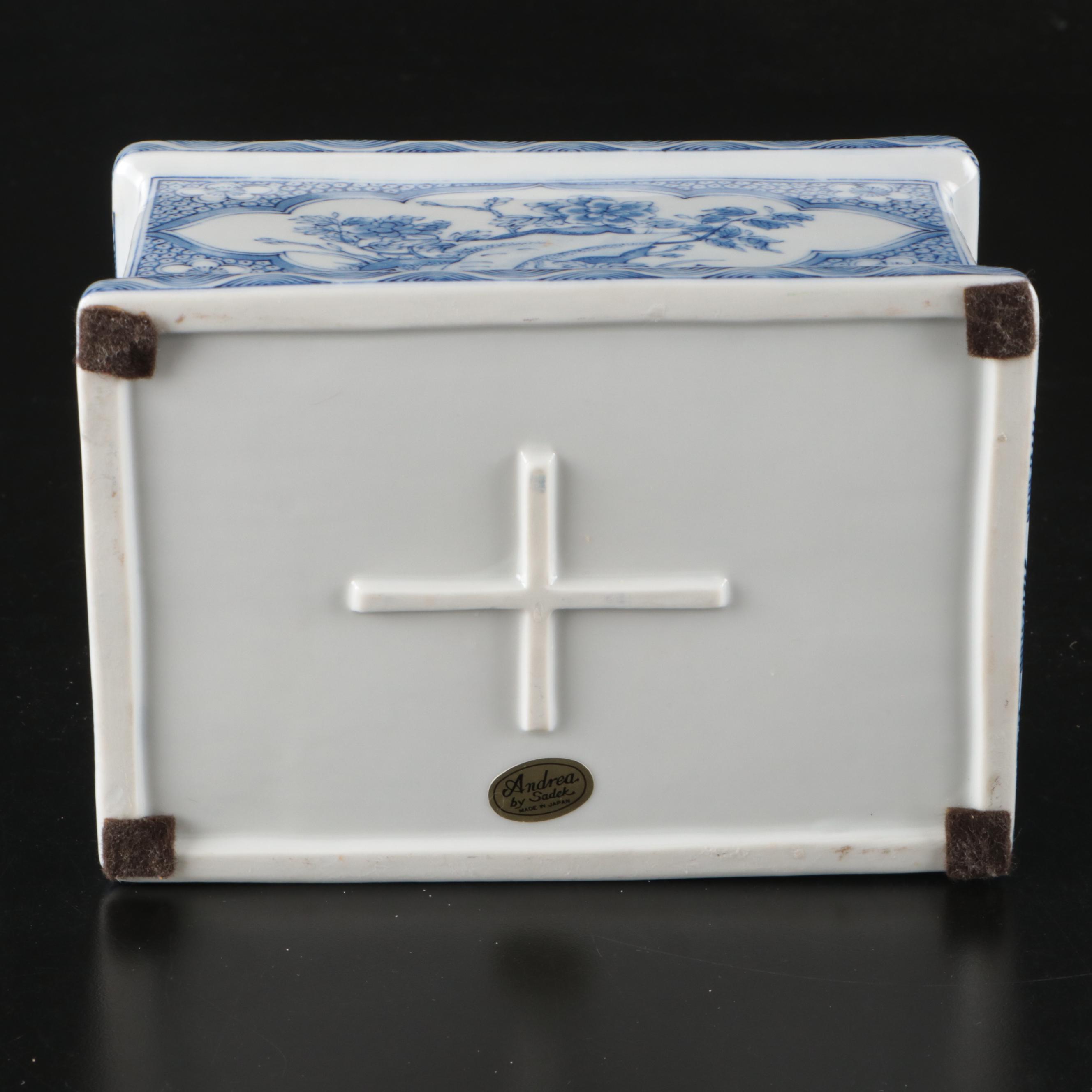 Andrea by Sadek Japanese Blue and White Porcelain Guardian Lion Box