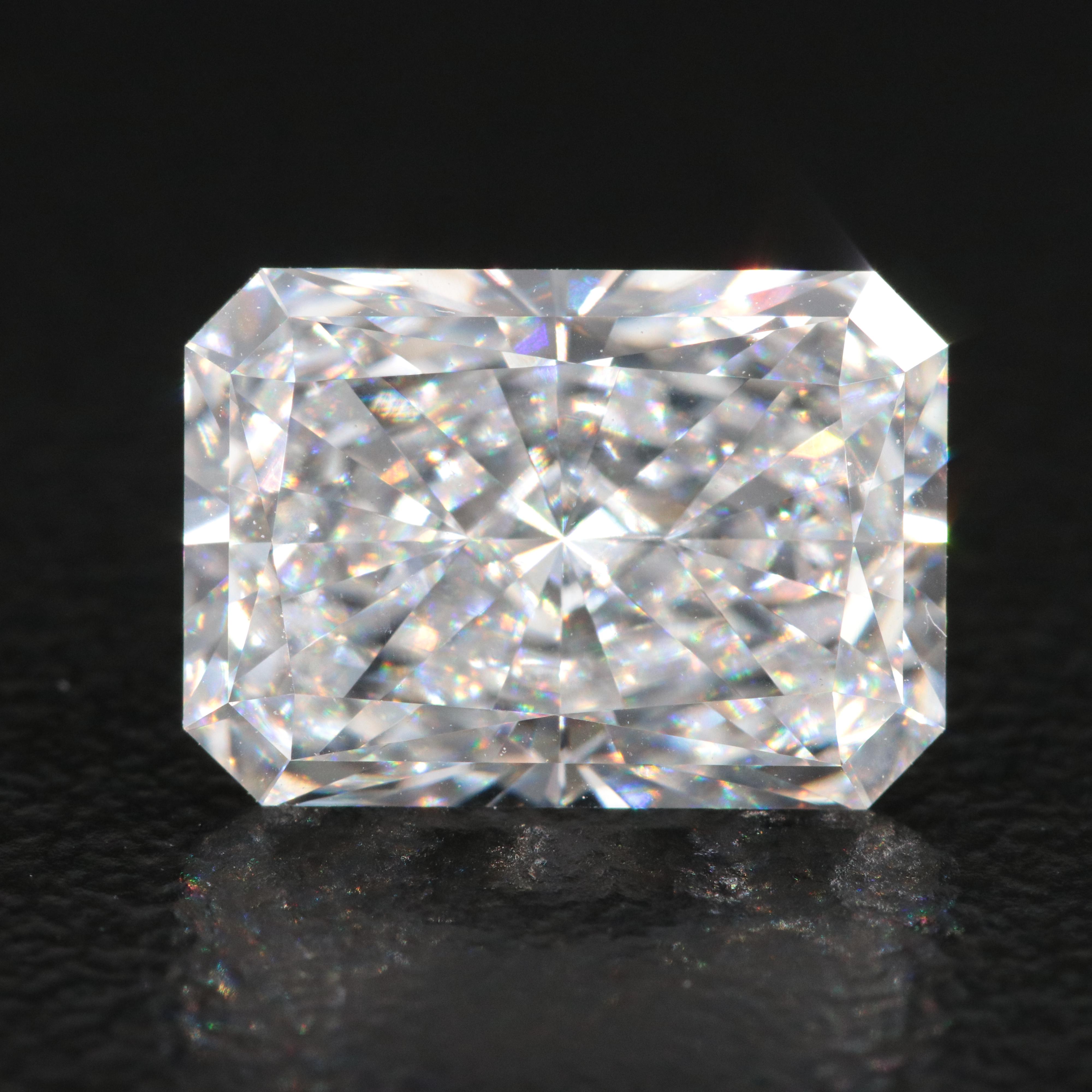 Loose  3.10 CT Lab Grown Diamond with IGI Report