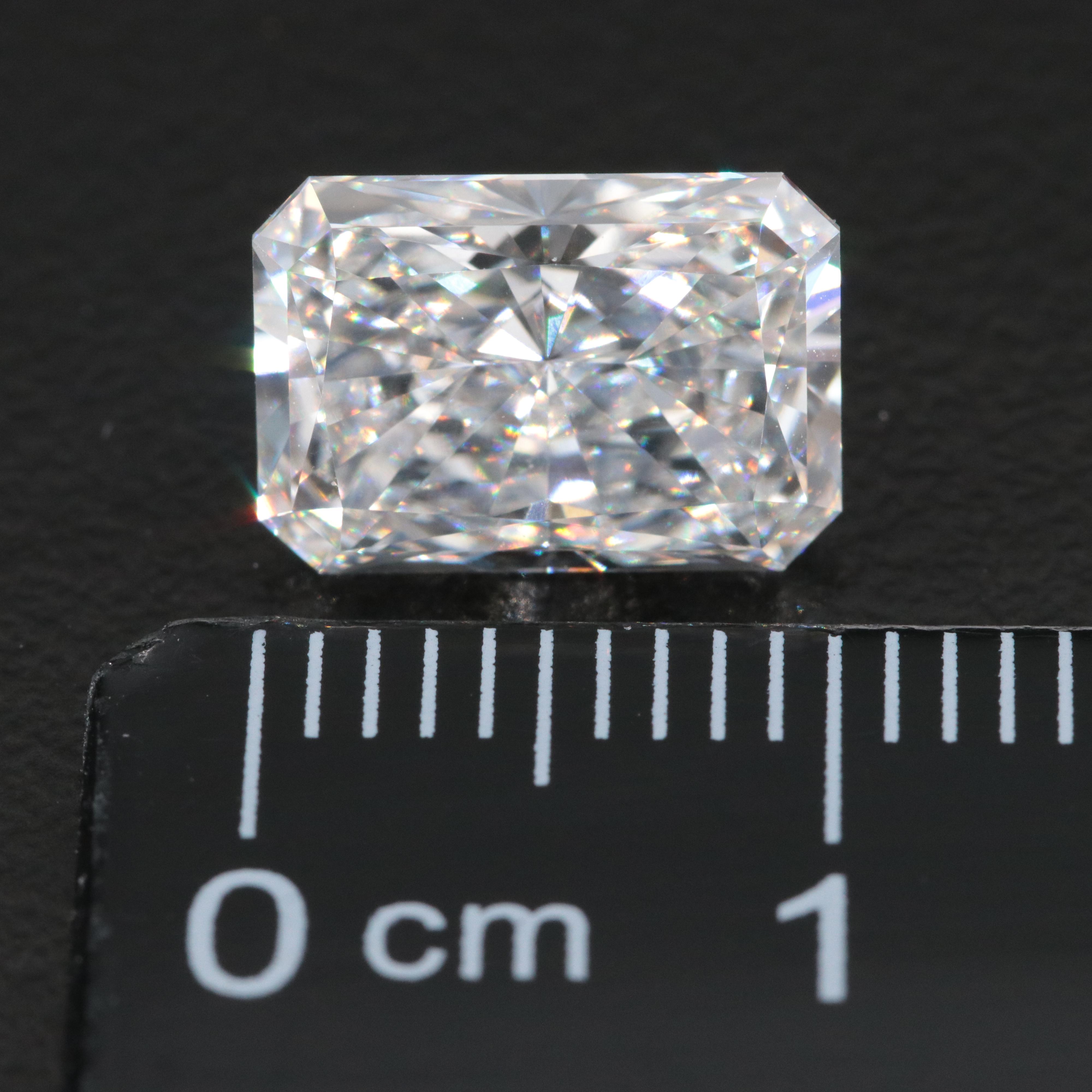 Loose  3.10 CT Lab Grown Diamond with IGI Report