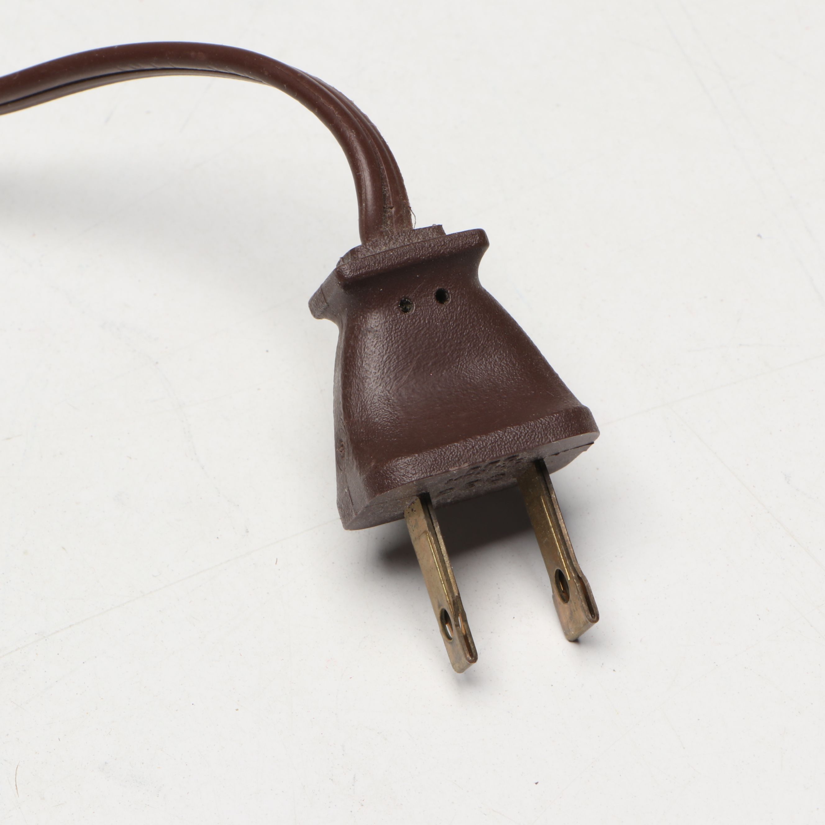 Loevsky & Loevsky Victorian Style Hand-Painted Green Floral Parlor Lamp, 1971