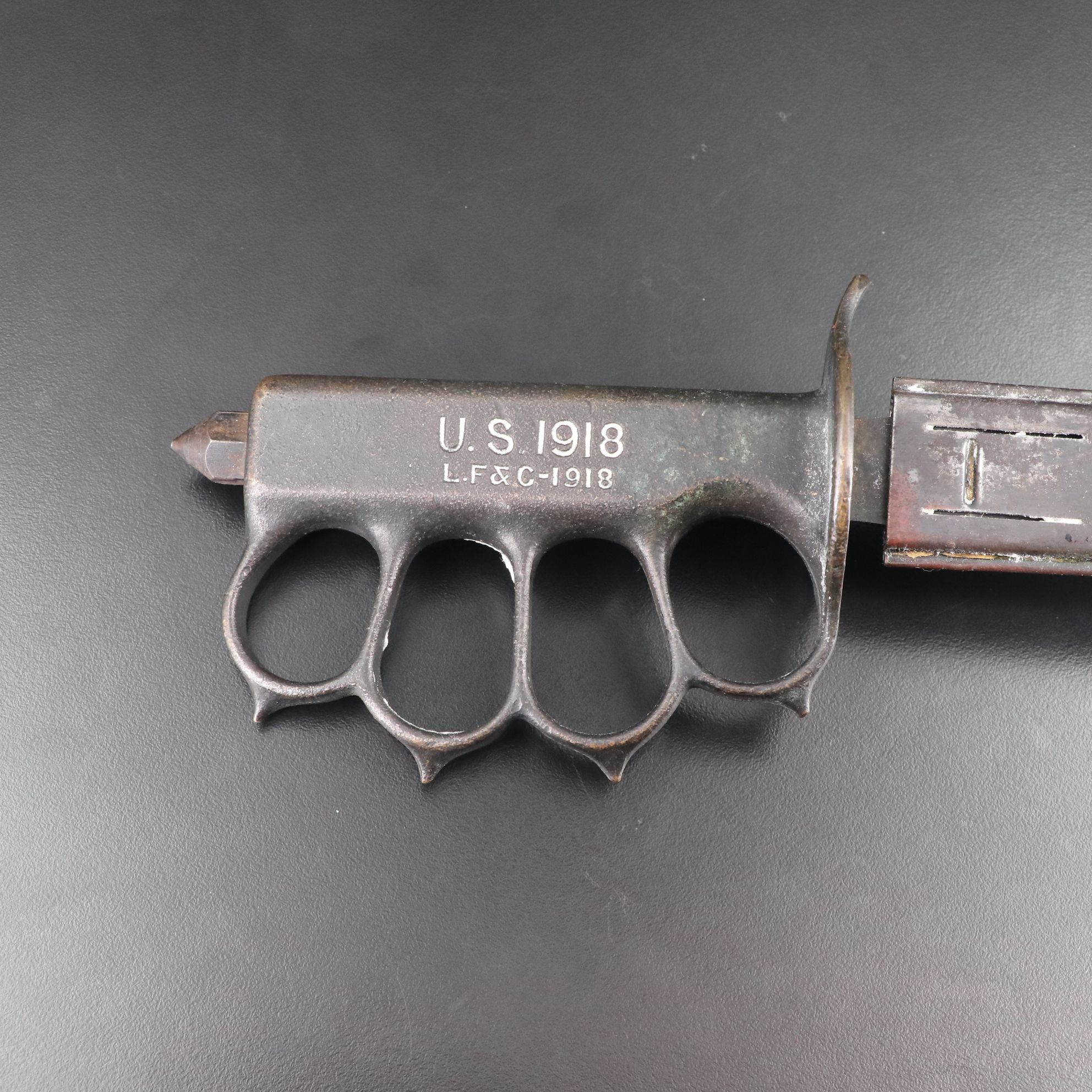 U.S. 1918 L.F-C 1918 Trench Knife