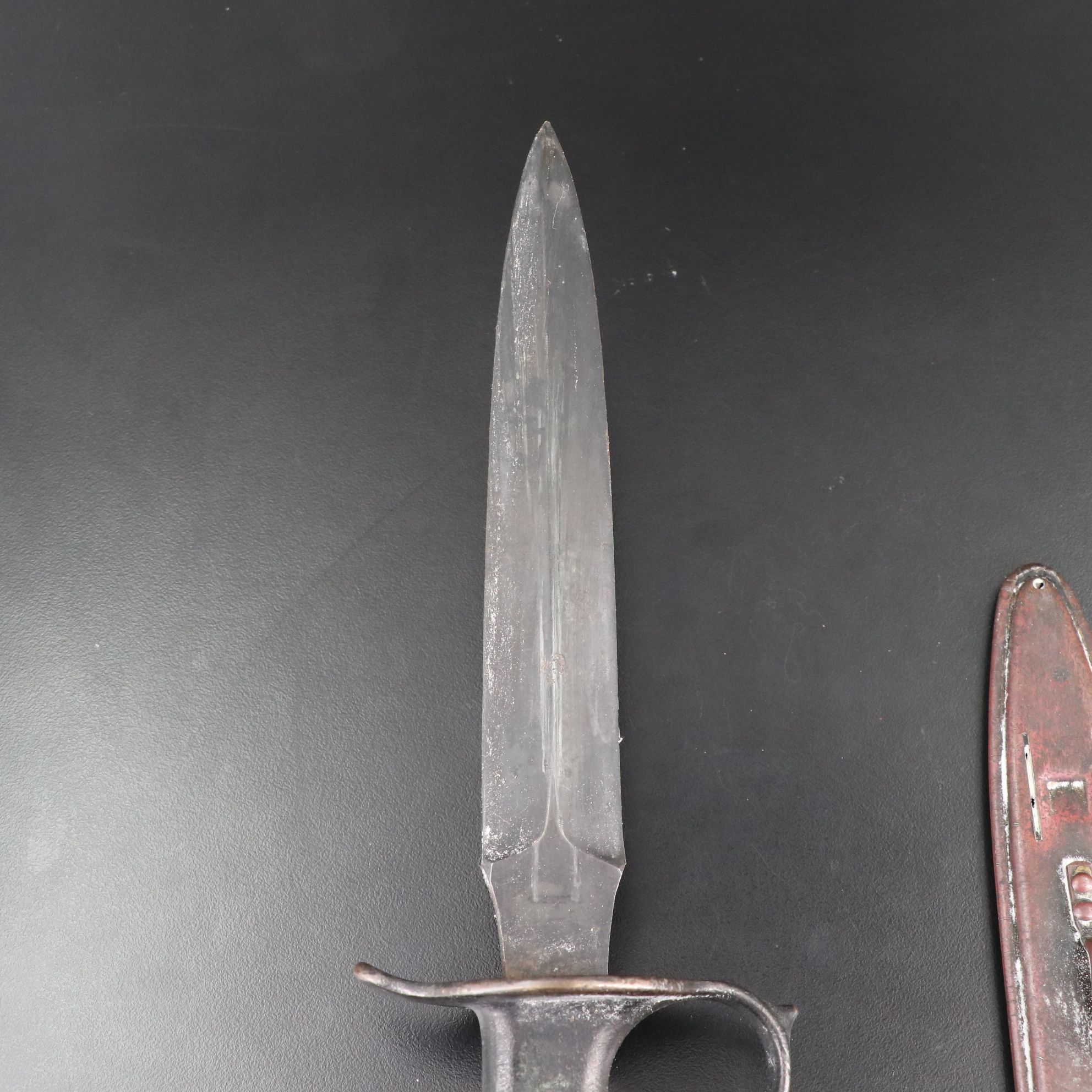 U.S. 1918 L.F-C 1918 Trench Knife