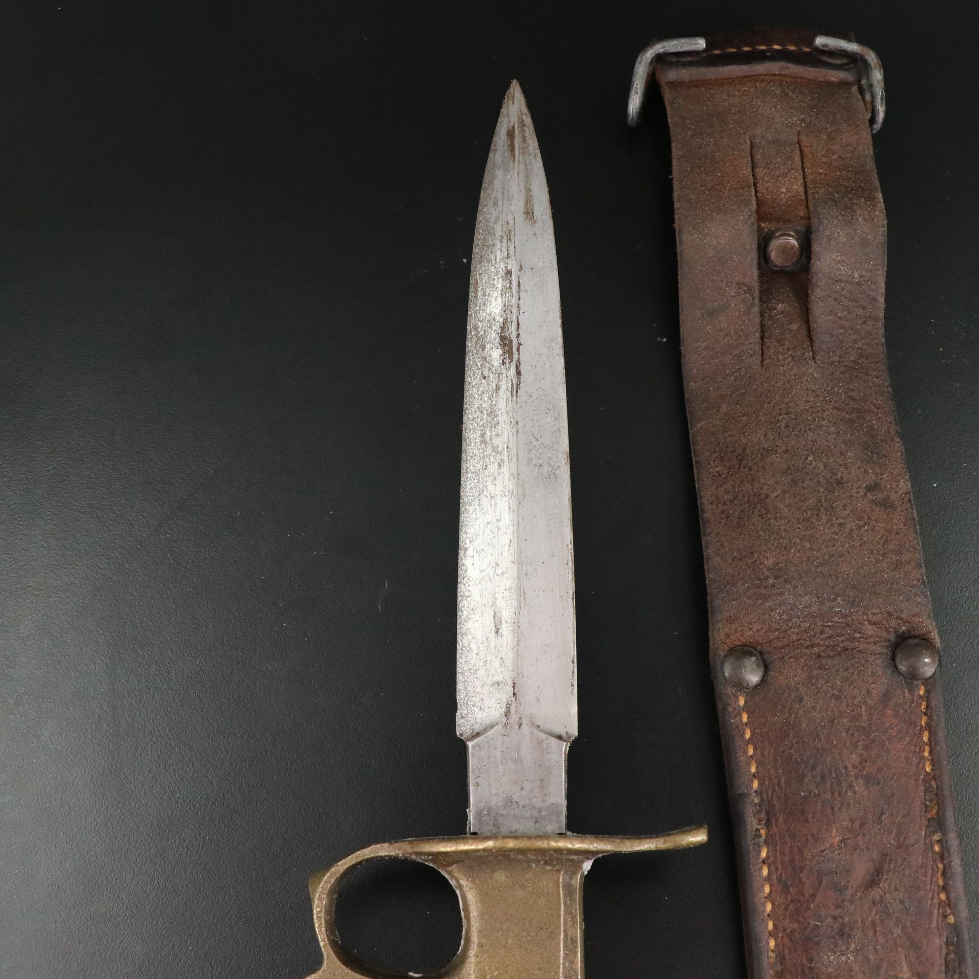 U.S. 1918 AU Lion Trench Knife