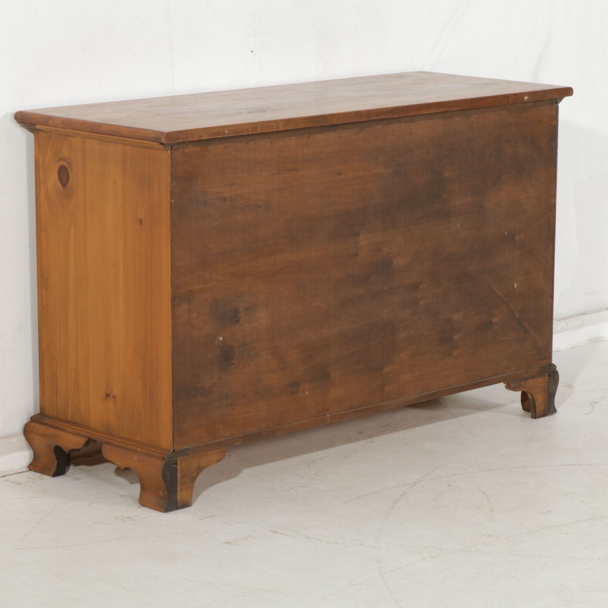 Ethan Allen "Antiqued Pine" Federal Style Dresser and Mirror