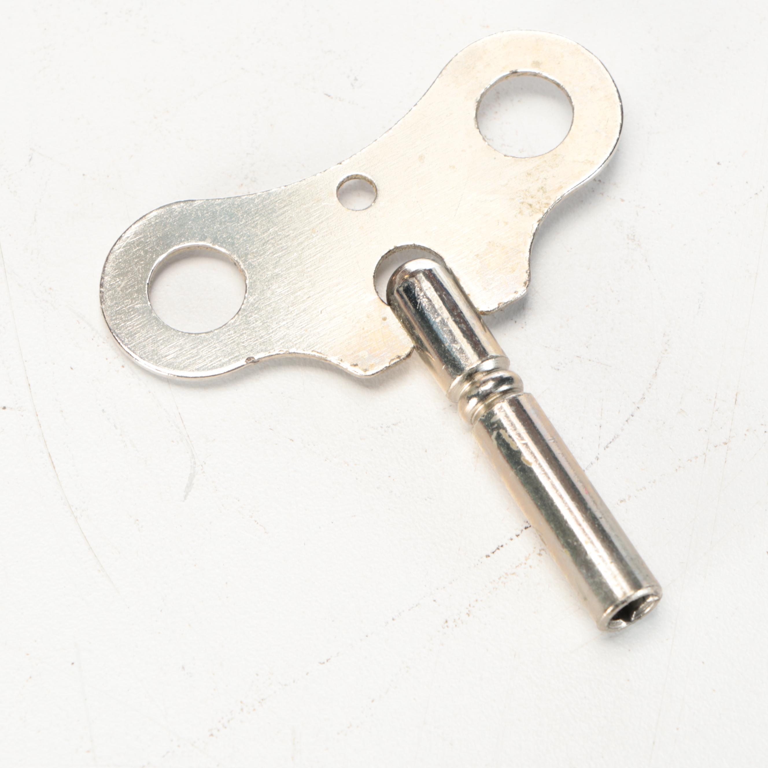 Hamilton "Lancaster County" Wooden Pendulum Wall Clock