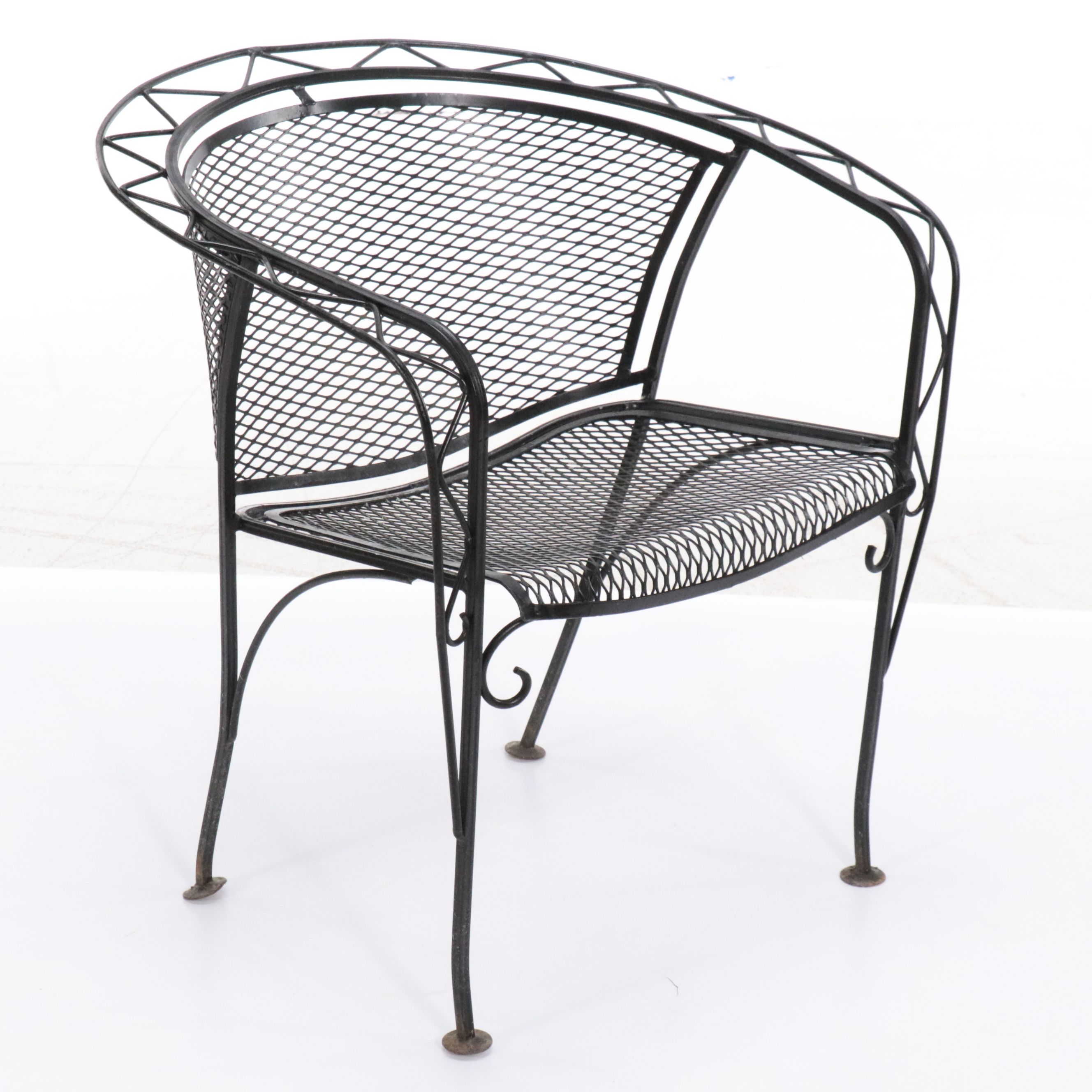 Wrought Iron and Metal Mesh Patio Lounge Furniture, Late 20th Century