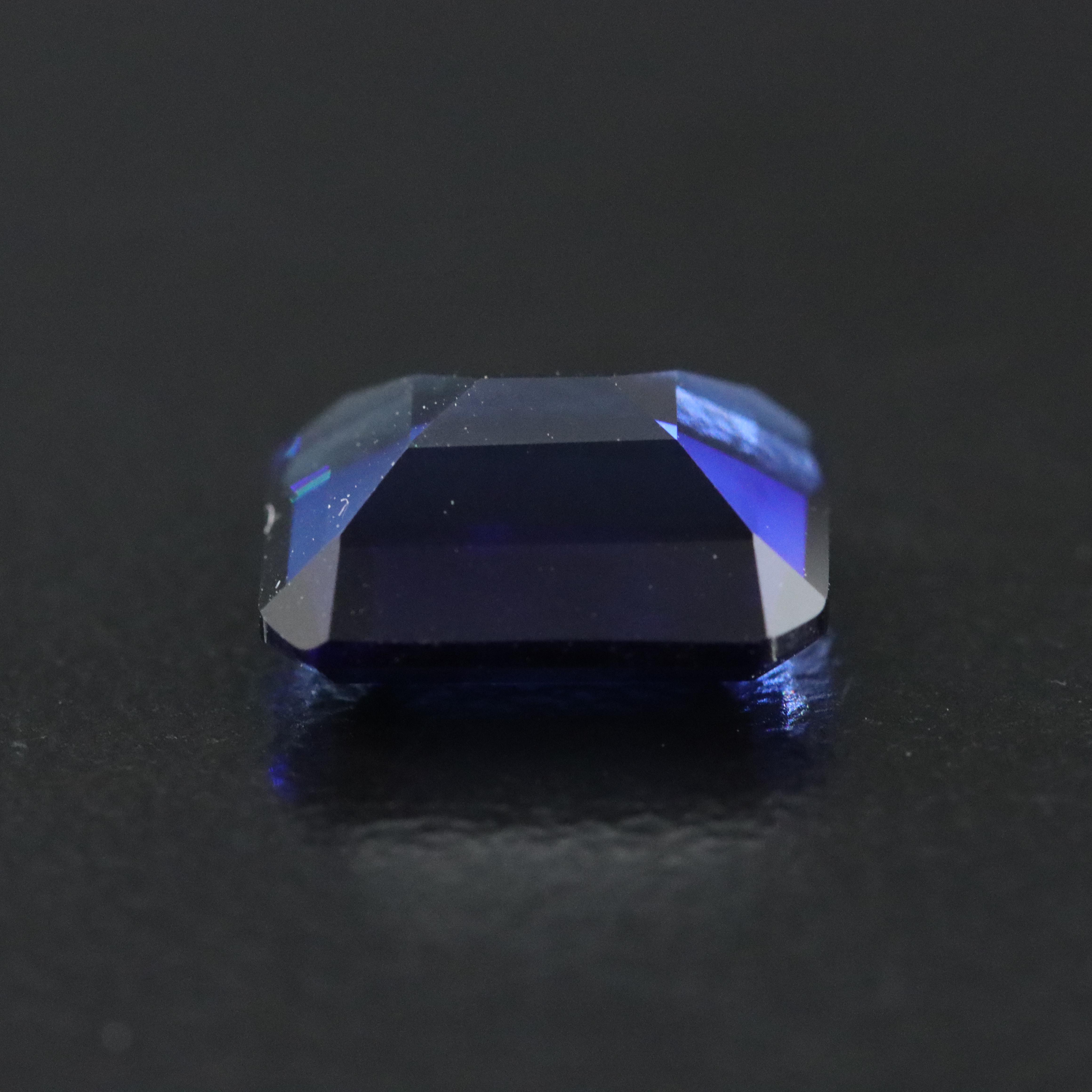 Loose 4.40 CT Lab Grown Sapphire