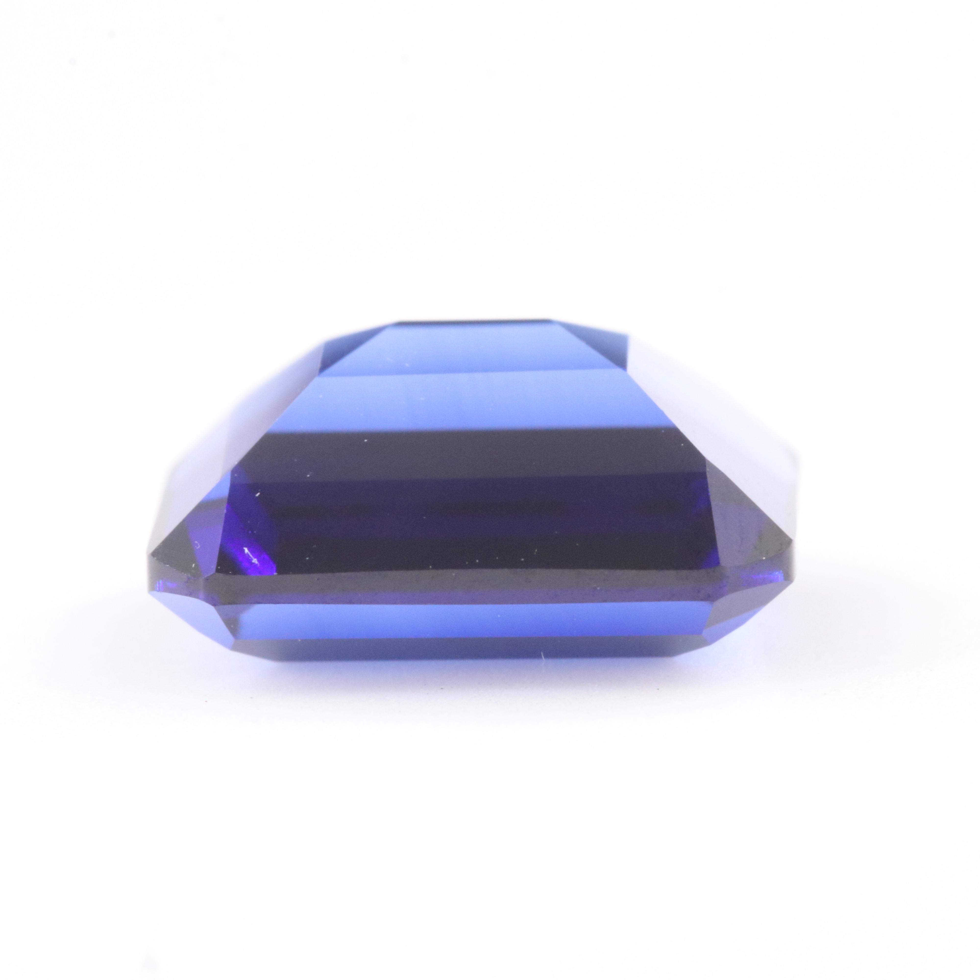 Loose 4.39 CT Lab Grown Sapphire