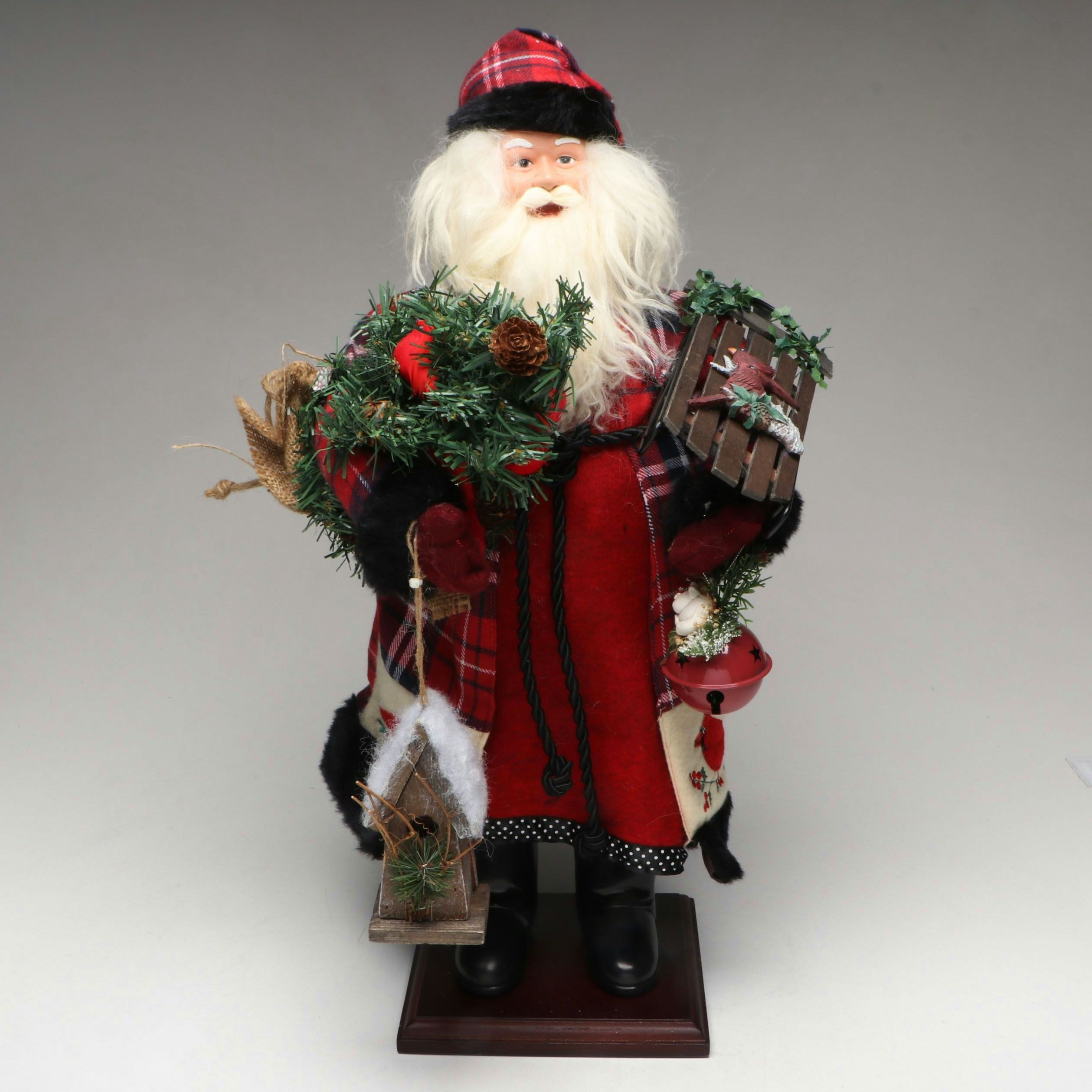Plow & Hearth Christmas Woodland Santa