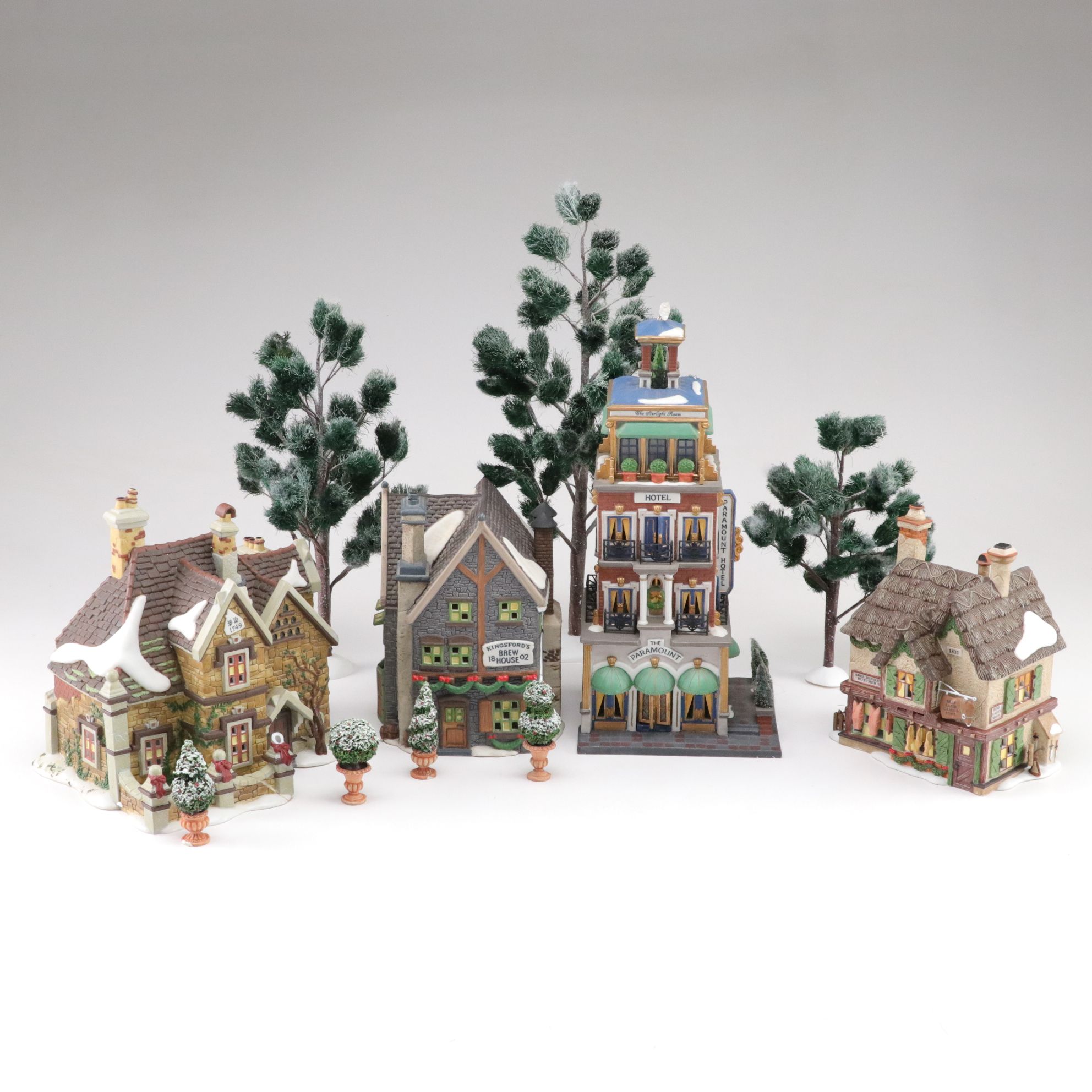 Dept. 56 "Kingsford's Brew House" and "Paramount Hotel" with More Village Houses