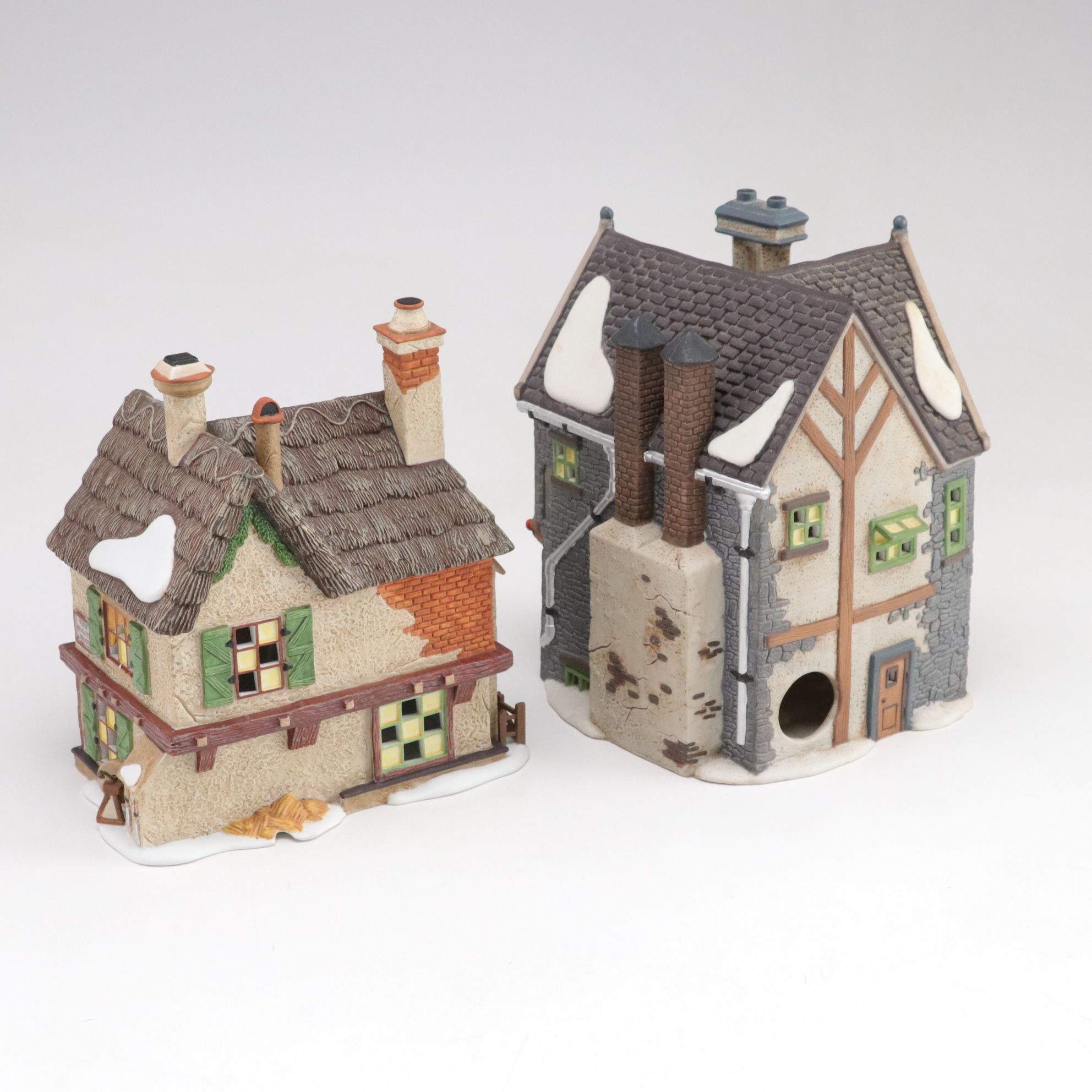 Dept. 56 "Kingsford's Brew House" and "Paramount Hotel" with More Village Houses