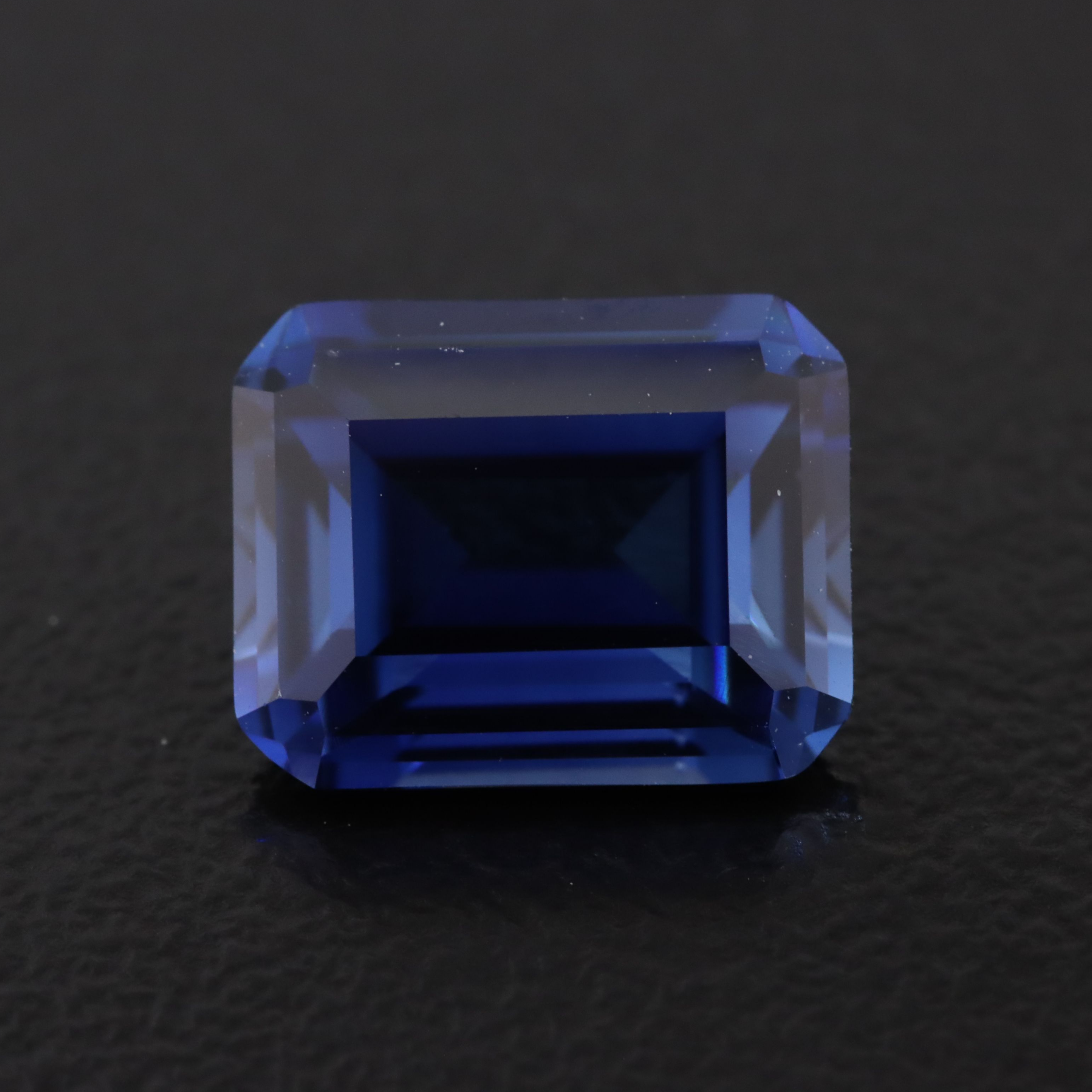 Loose 4.24 CT Lab Grown Sapphire