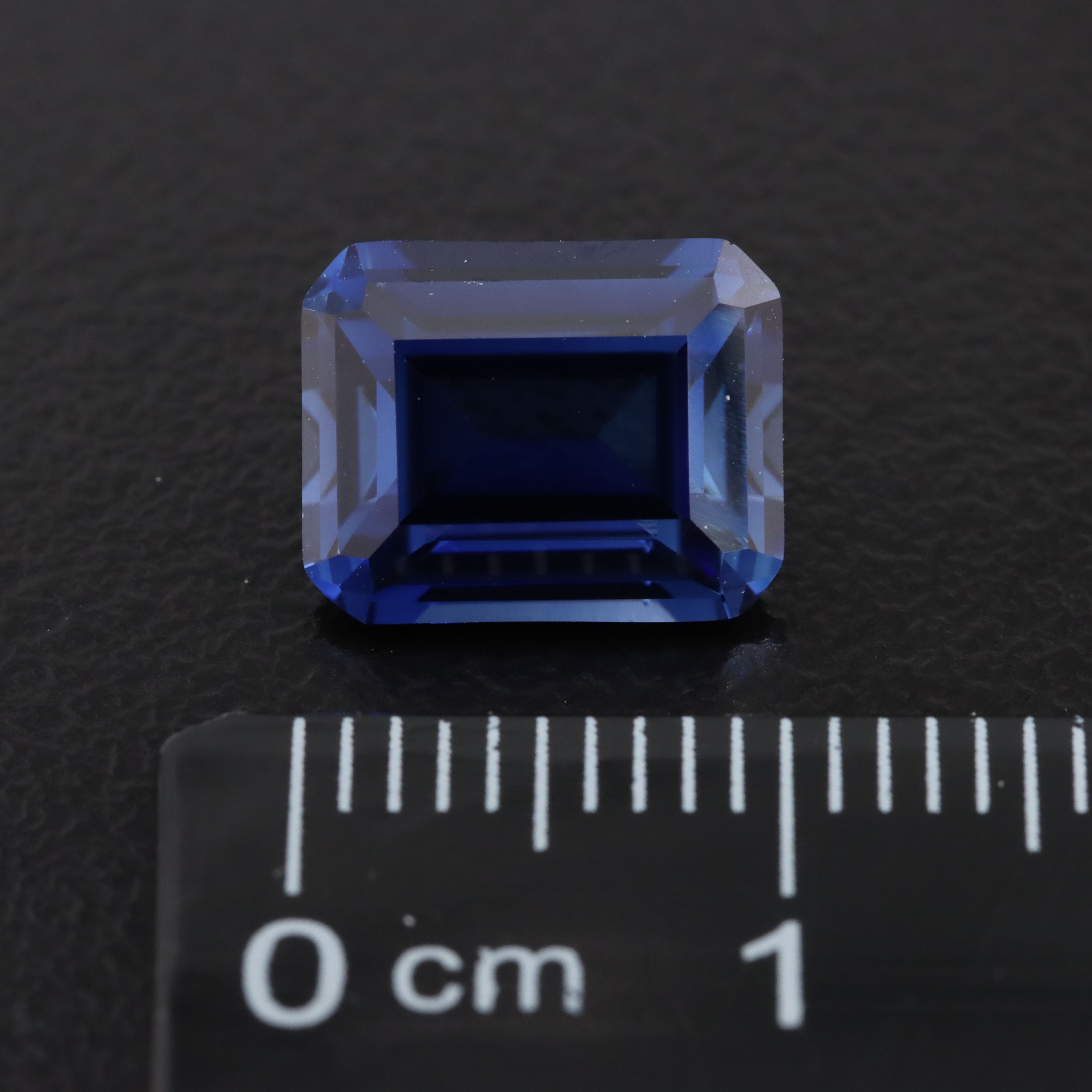 Loose 4.24 CT Lab Grown Sapphire