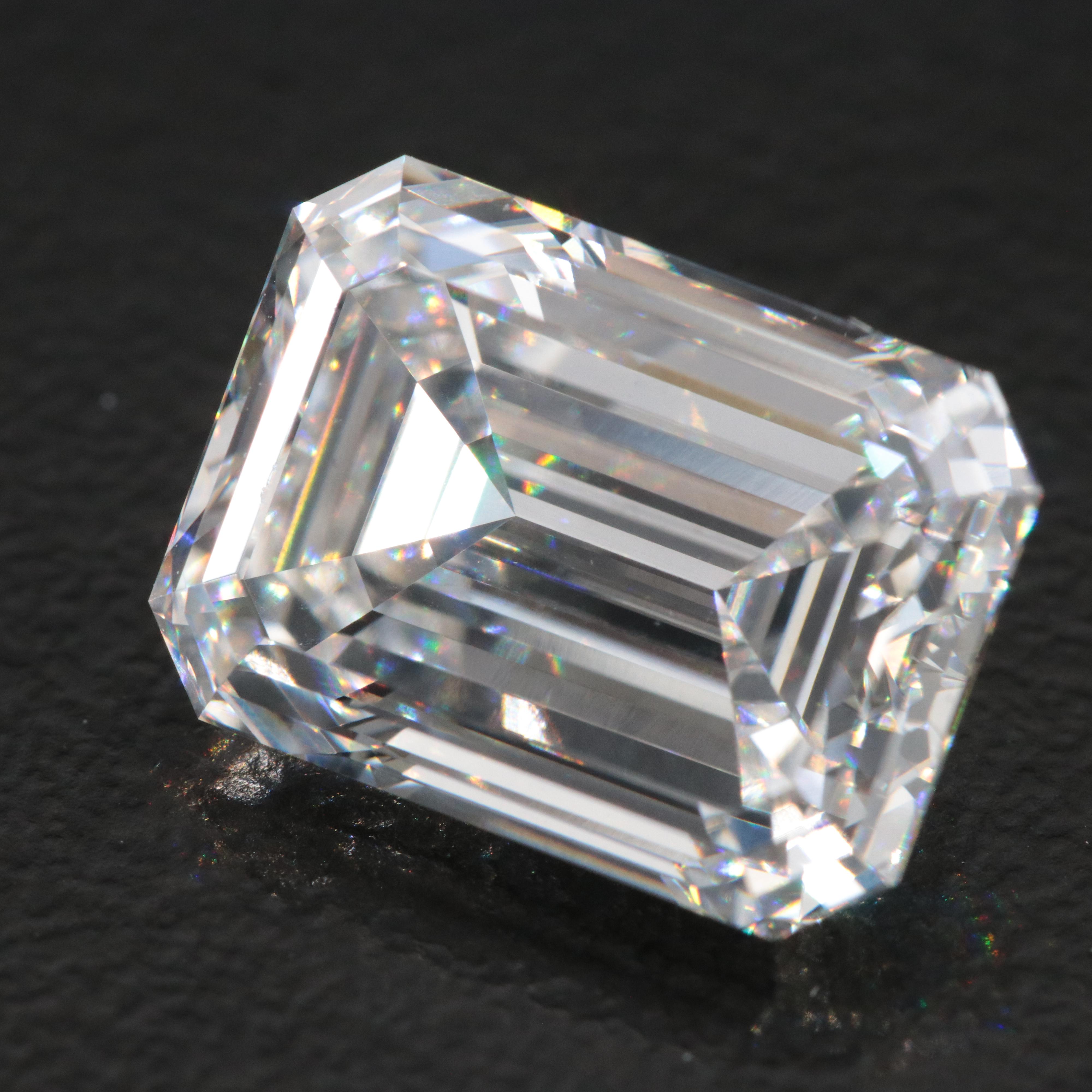 Loose 5.09 CT Lab Grown Diamond with IGI Report