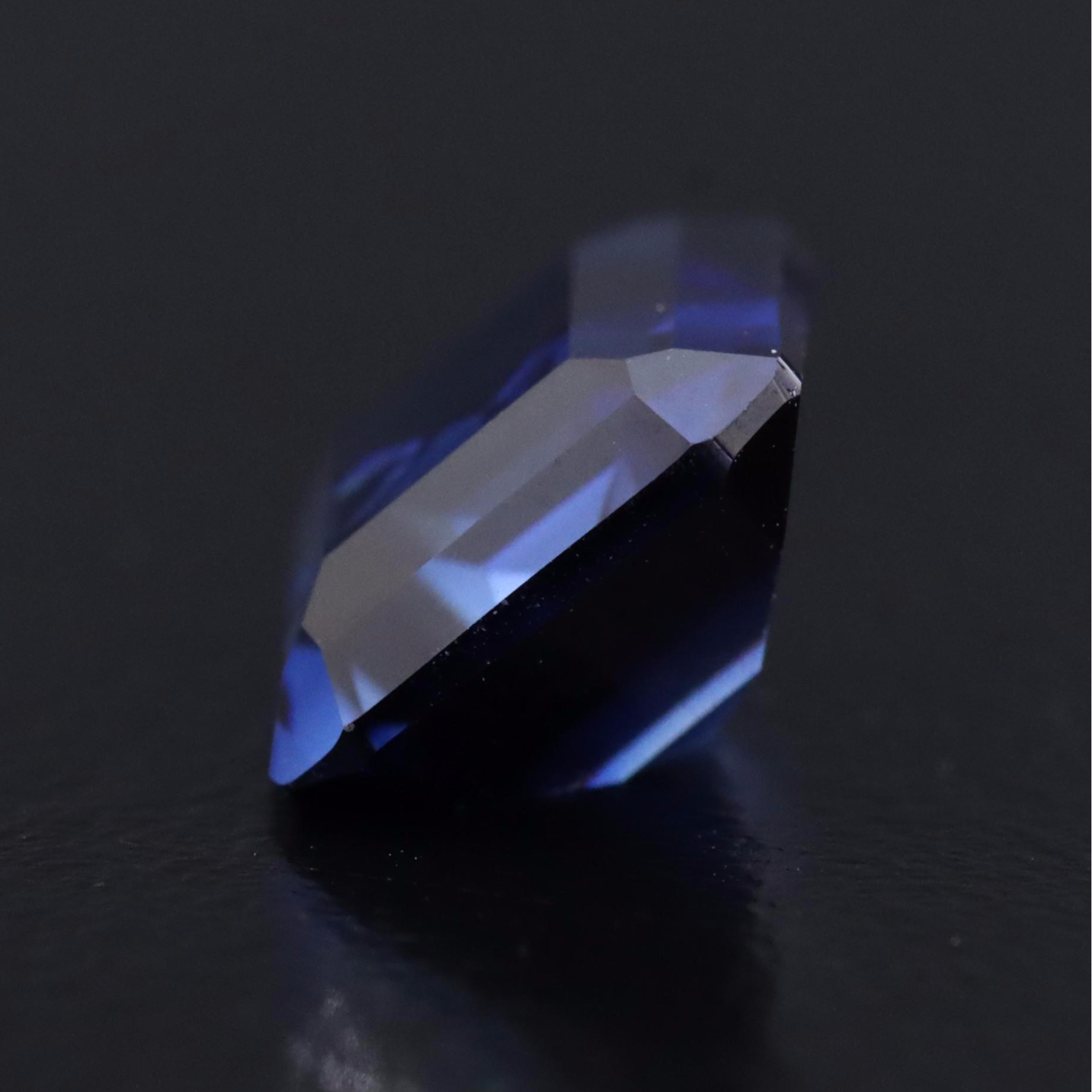 Loose 4.42 CT Lab Grown Sapphire
