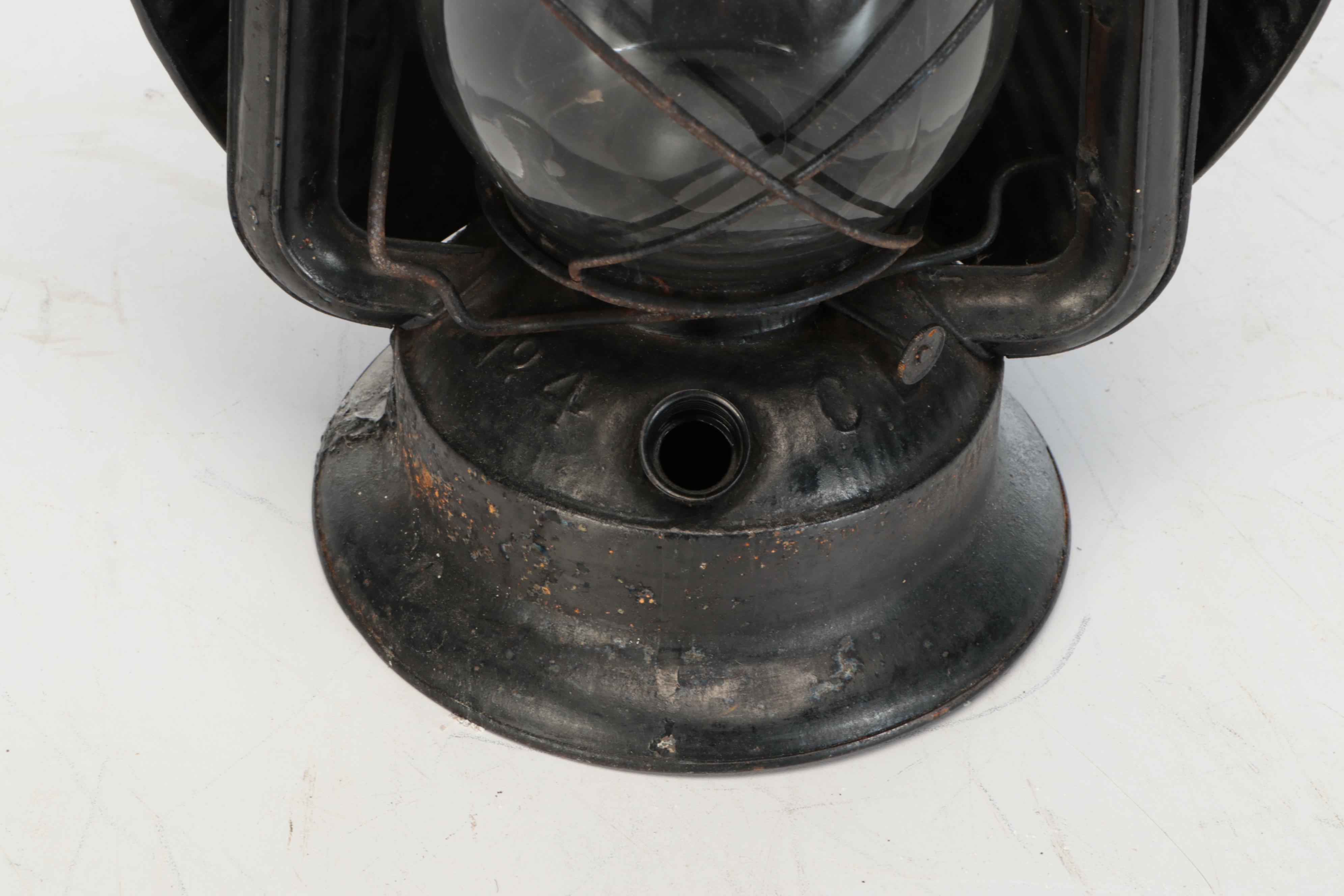 Canadian Railway Antique Signal Lantern, 1912