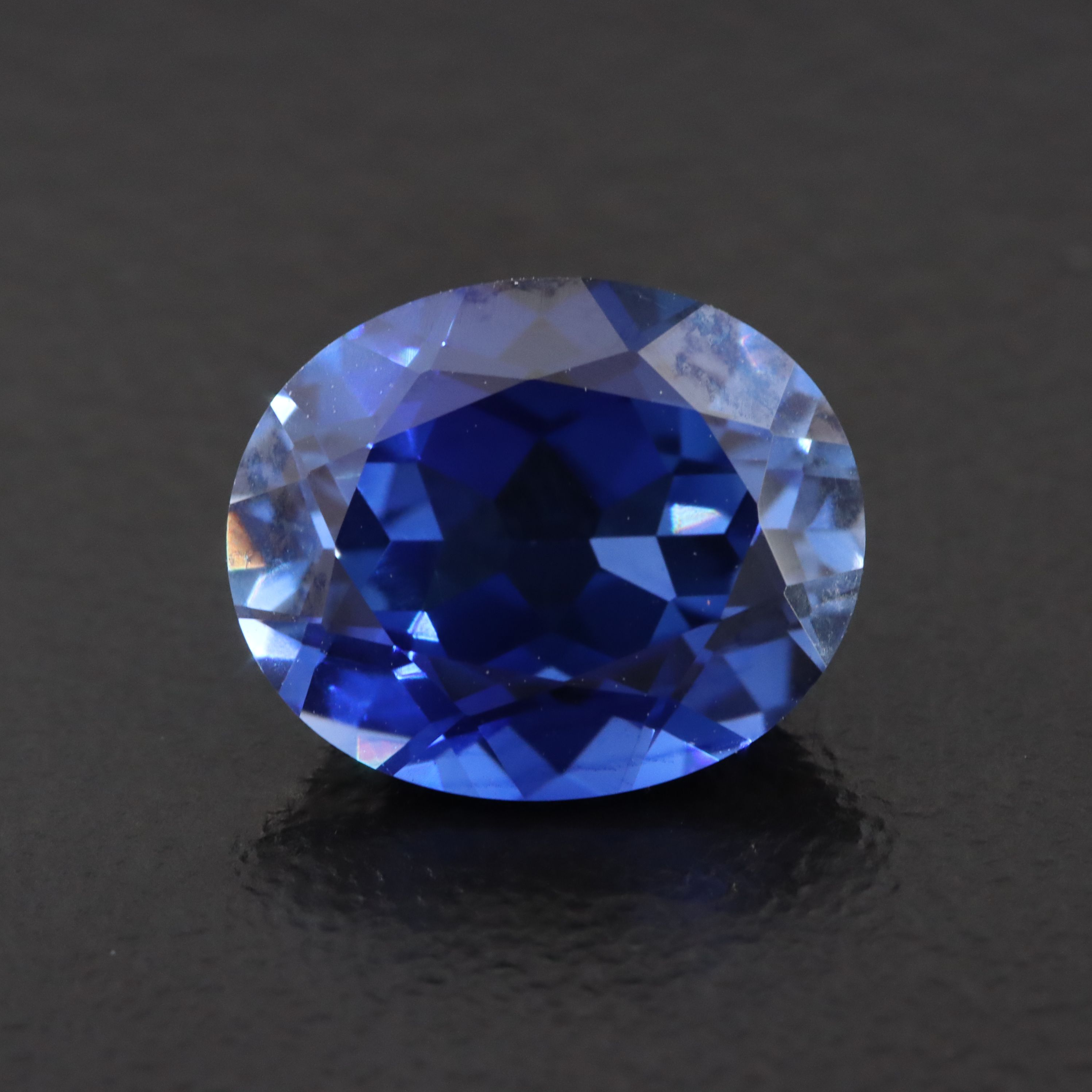 Loose 5.11 CT Lab Grown Sapphire