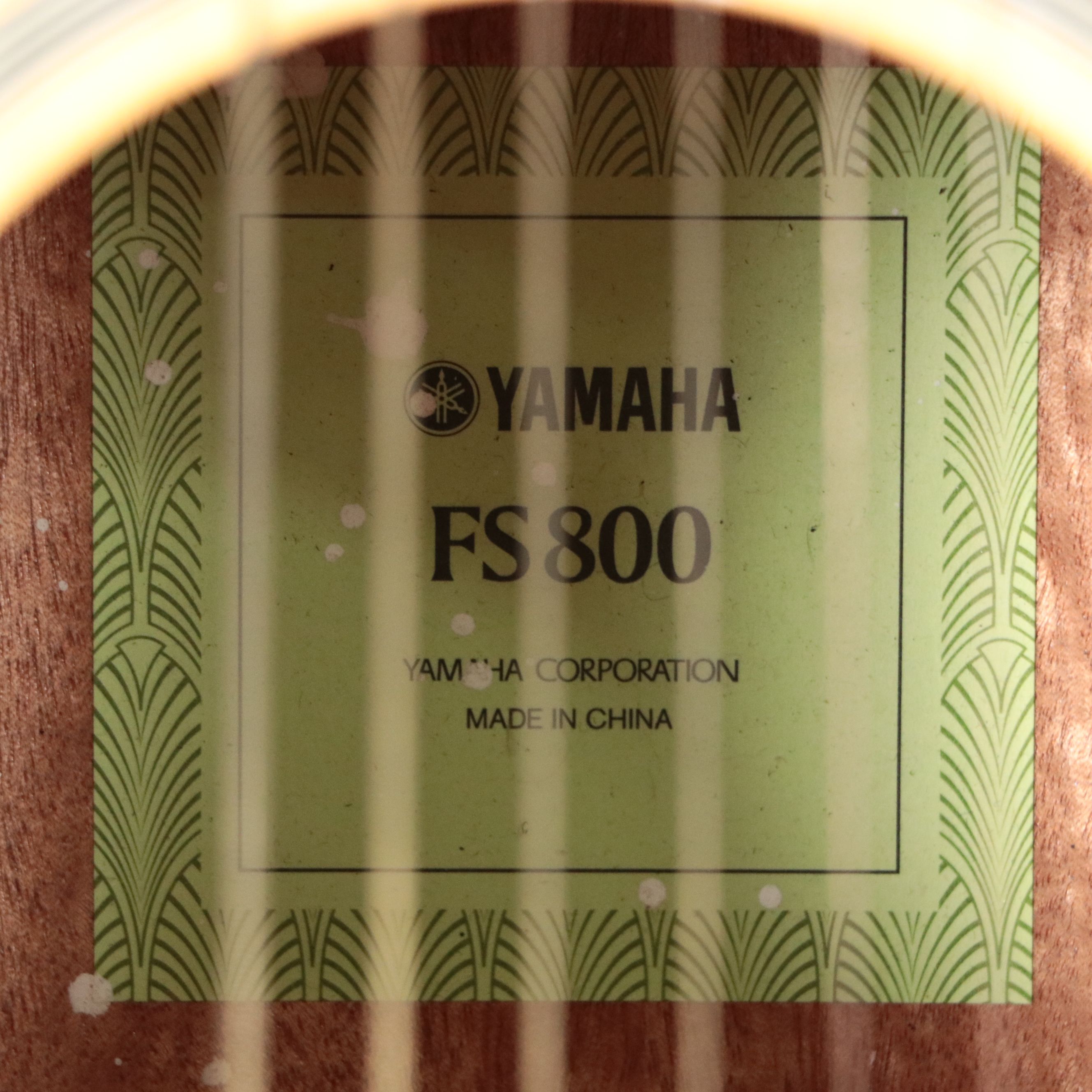 Yamaha FS 800 Spruce Top and Mahogany Acoustic Guitar