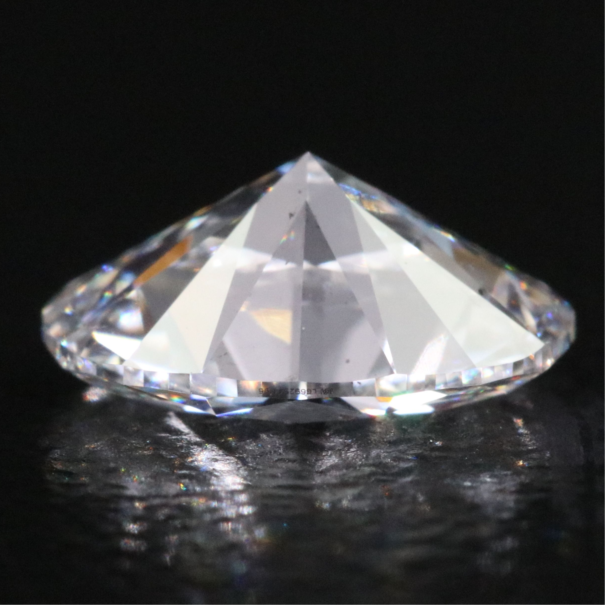 Loose 0.97 CT Lab Grown Diamond with IGI Report