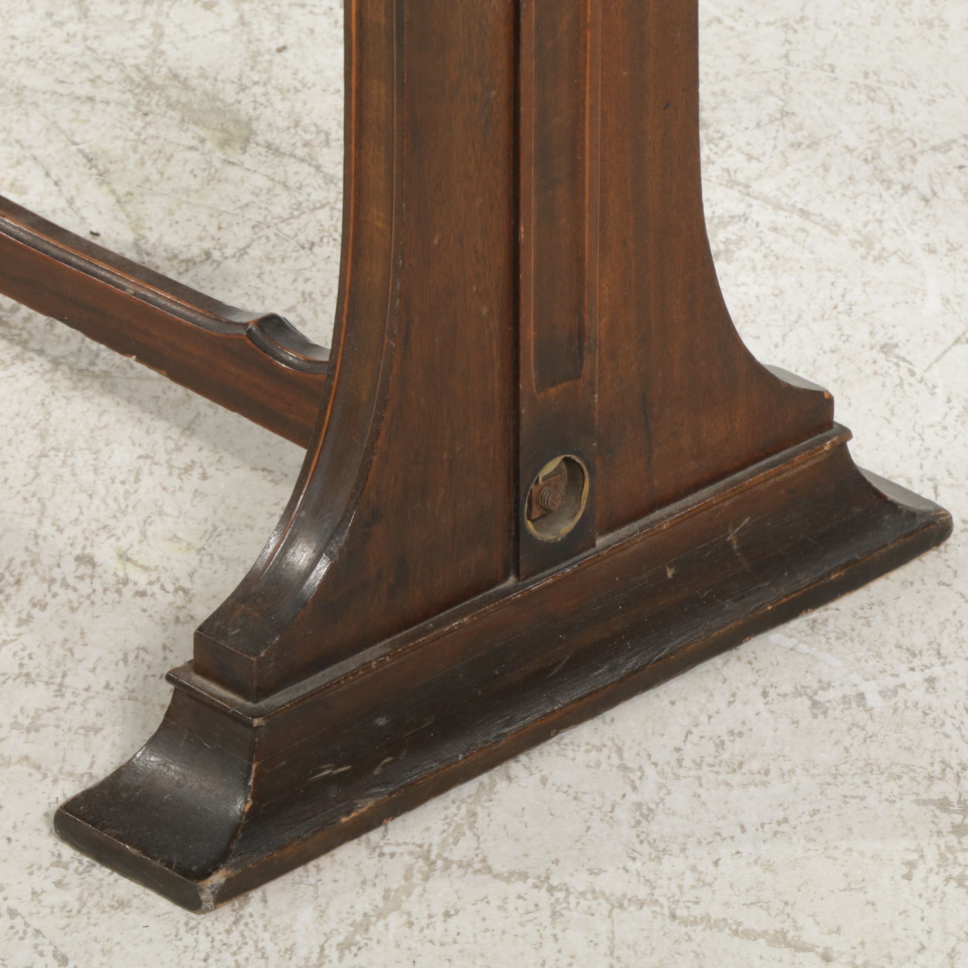 Jake Tennenbaum Mahogany Expanding Table with Integral Leaf, Early 20th Century