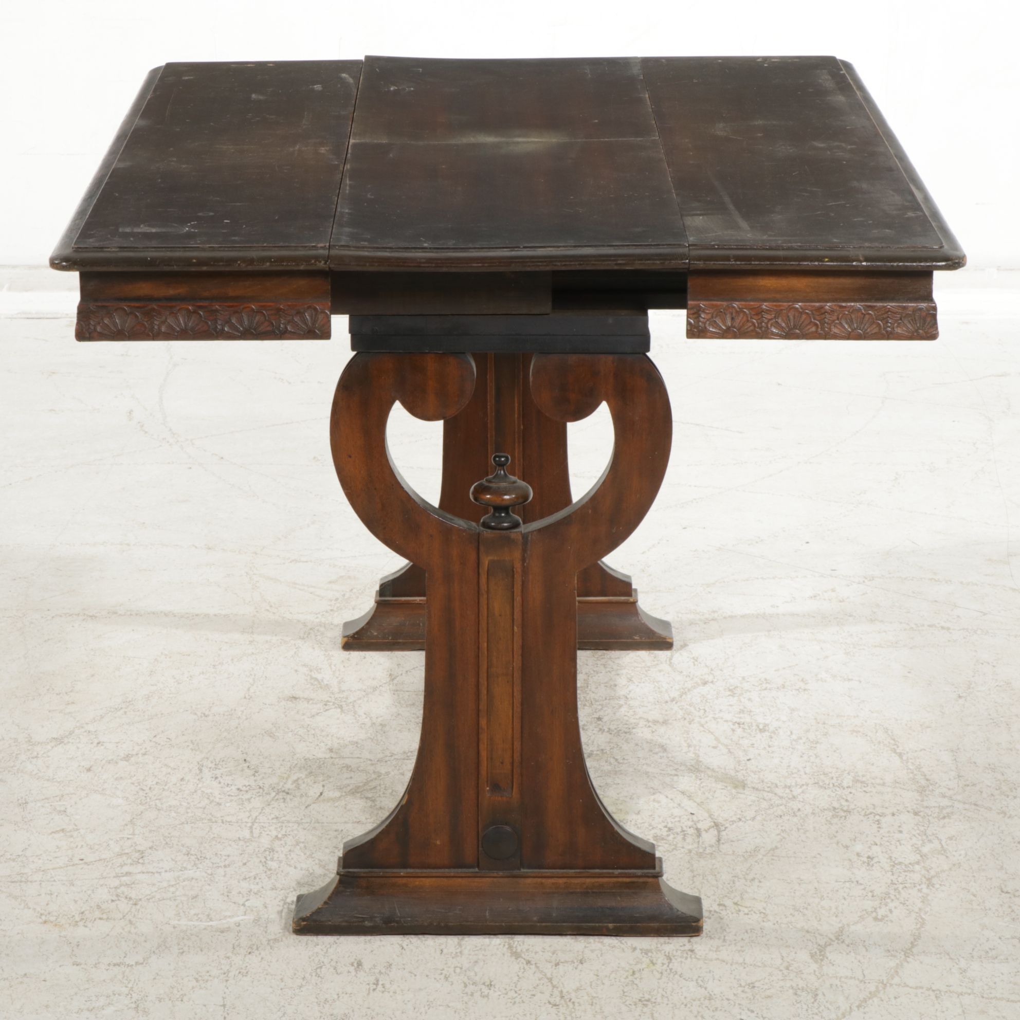 Jake Tennenbaum Mahogany Expanding Table with Integral Leaf, Early 20th Century
