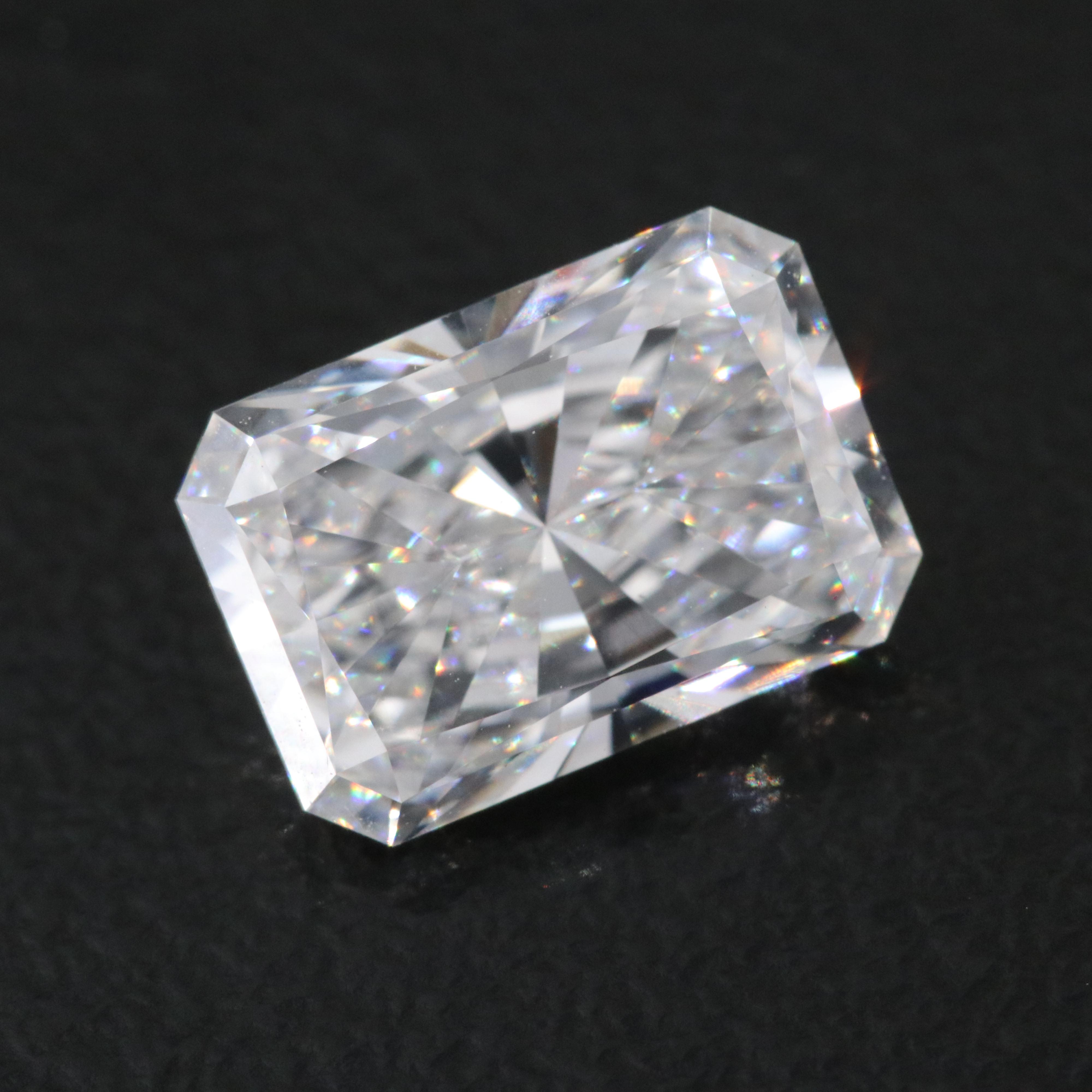Loose 1.94 CT Lab Grown Diamond with IGI Report