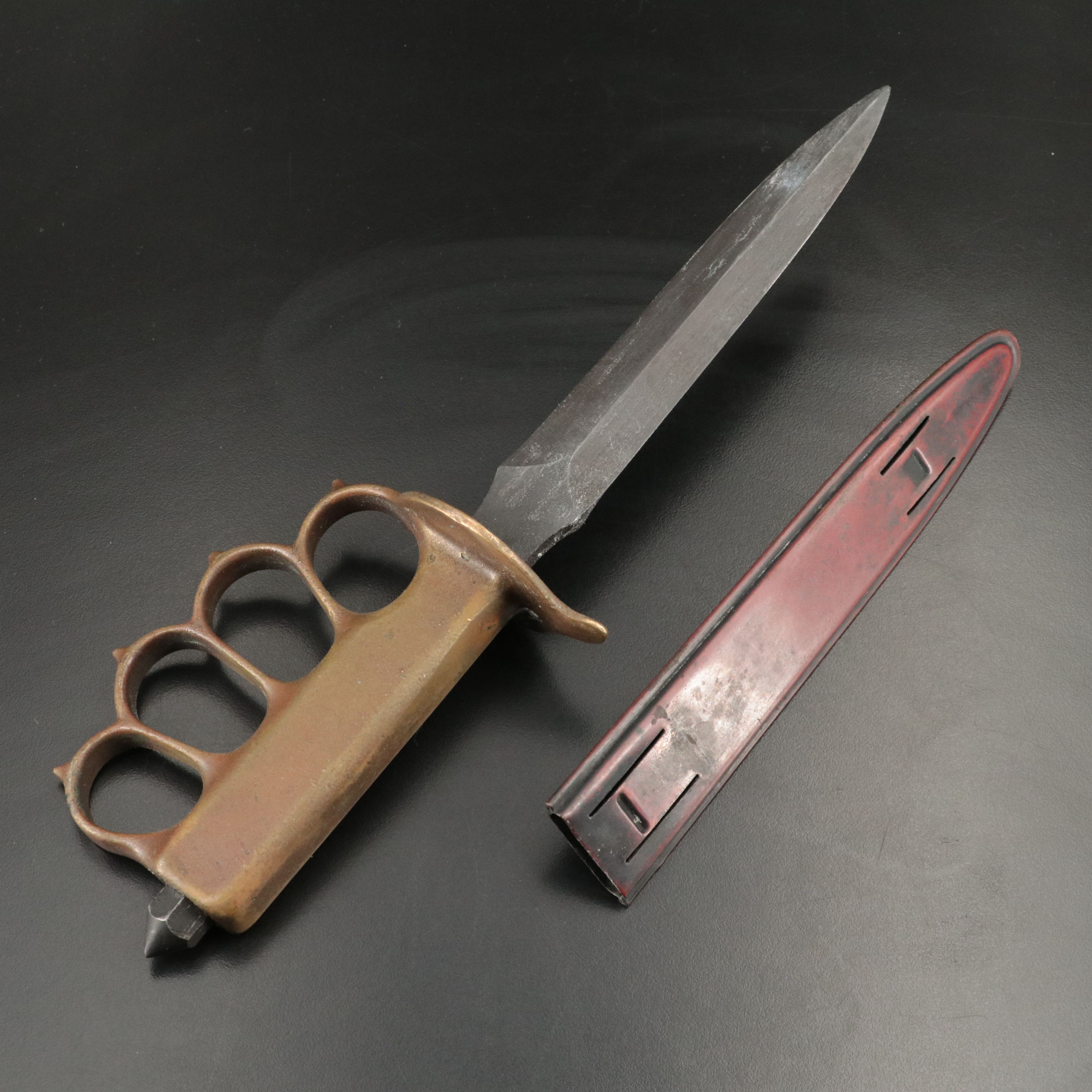 U.S. 1918 L.F-C 1918 Trench Knife