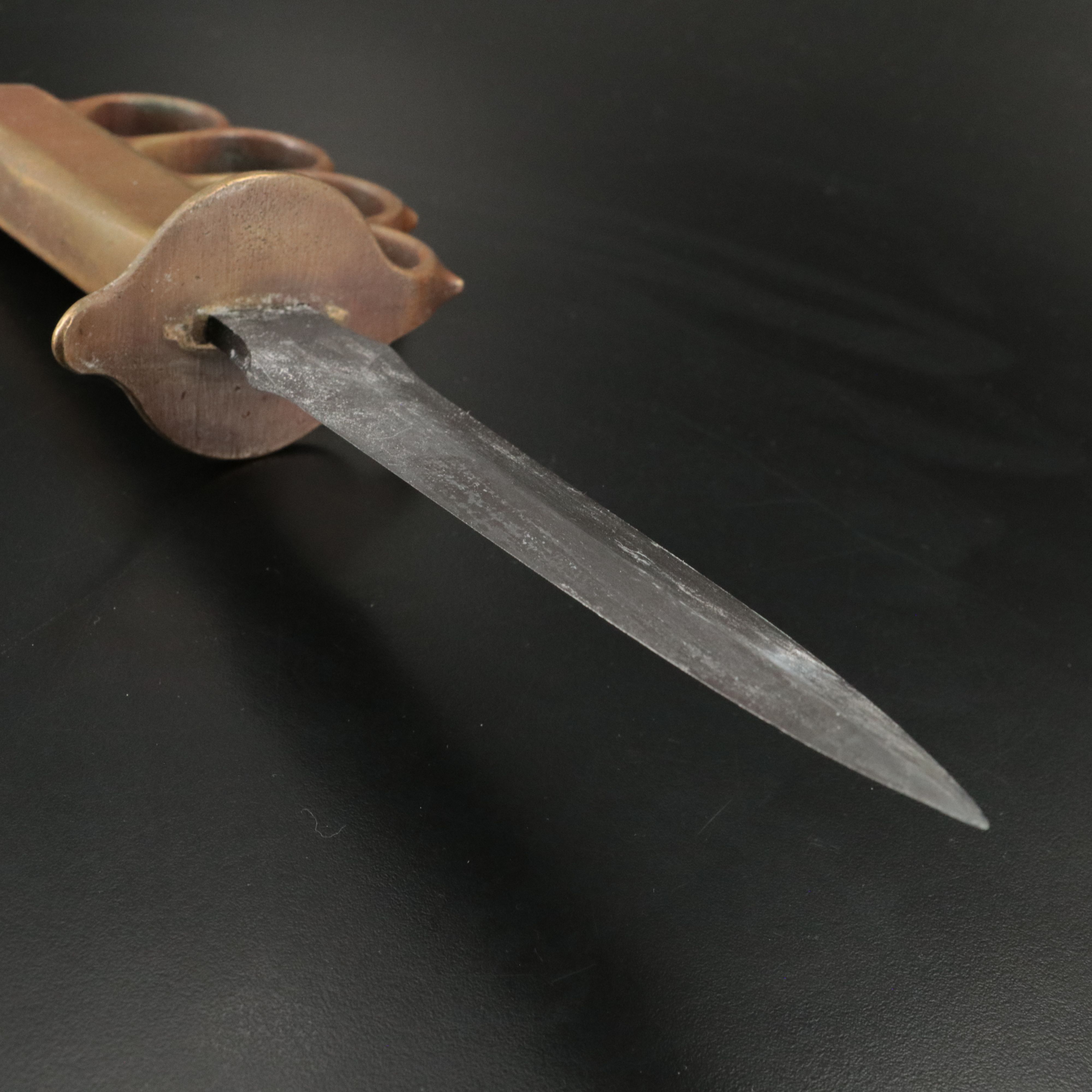 U.S. 1918 L.F-C 1918 Trench Knife