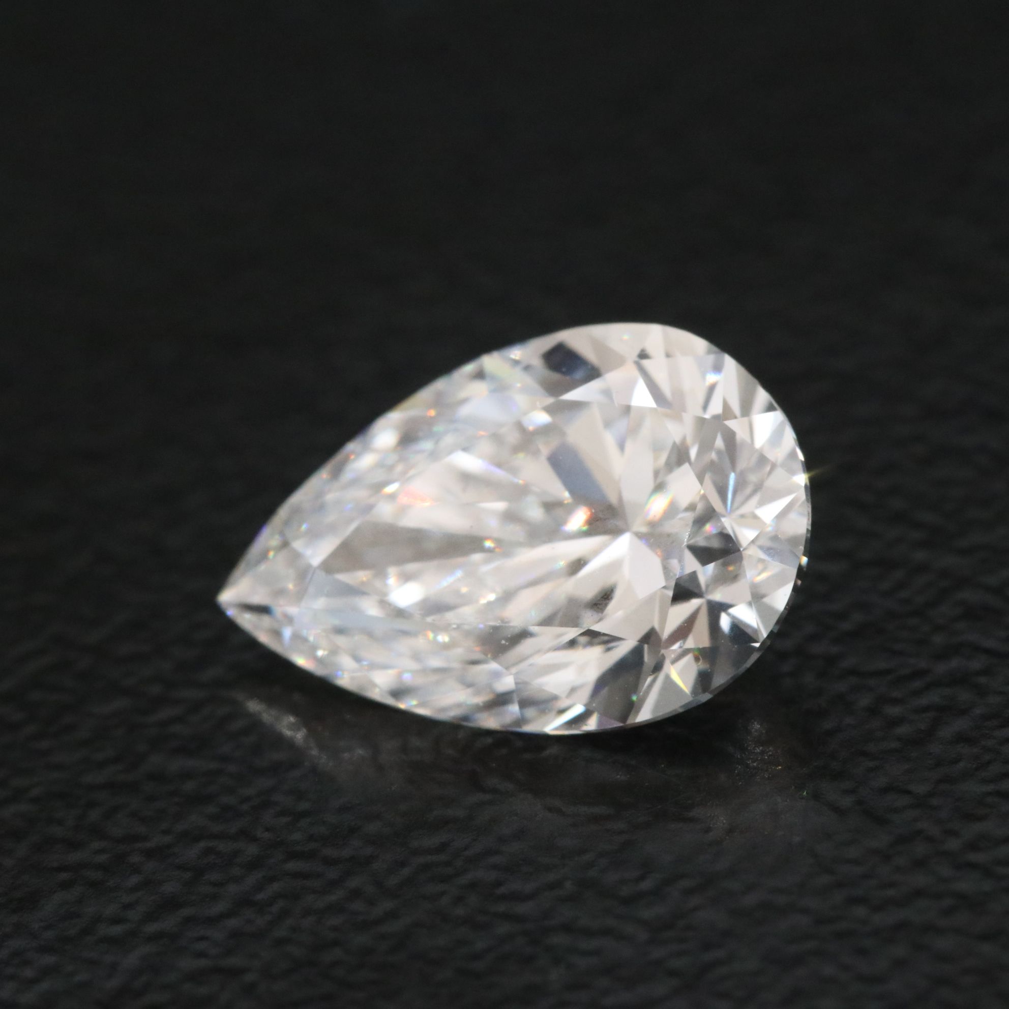 Loose 1.90 CT Lab Grown Diamond with IGI Report