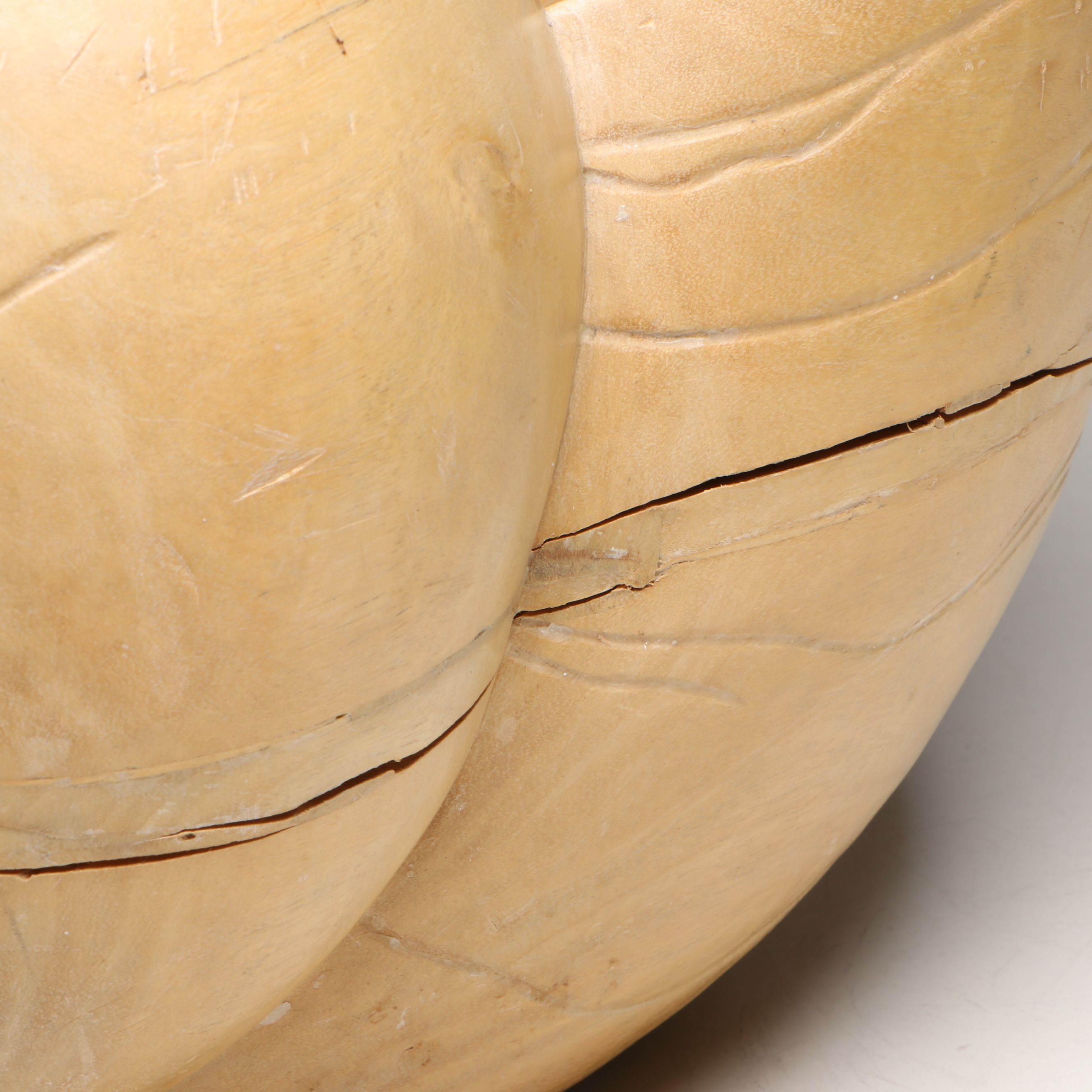 Carved Wooden Seashell Decorative Bowl