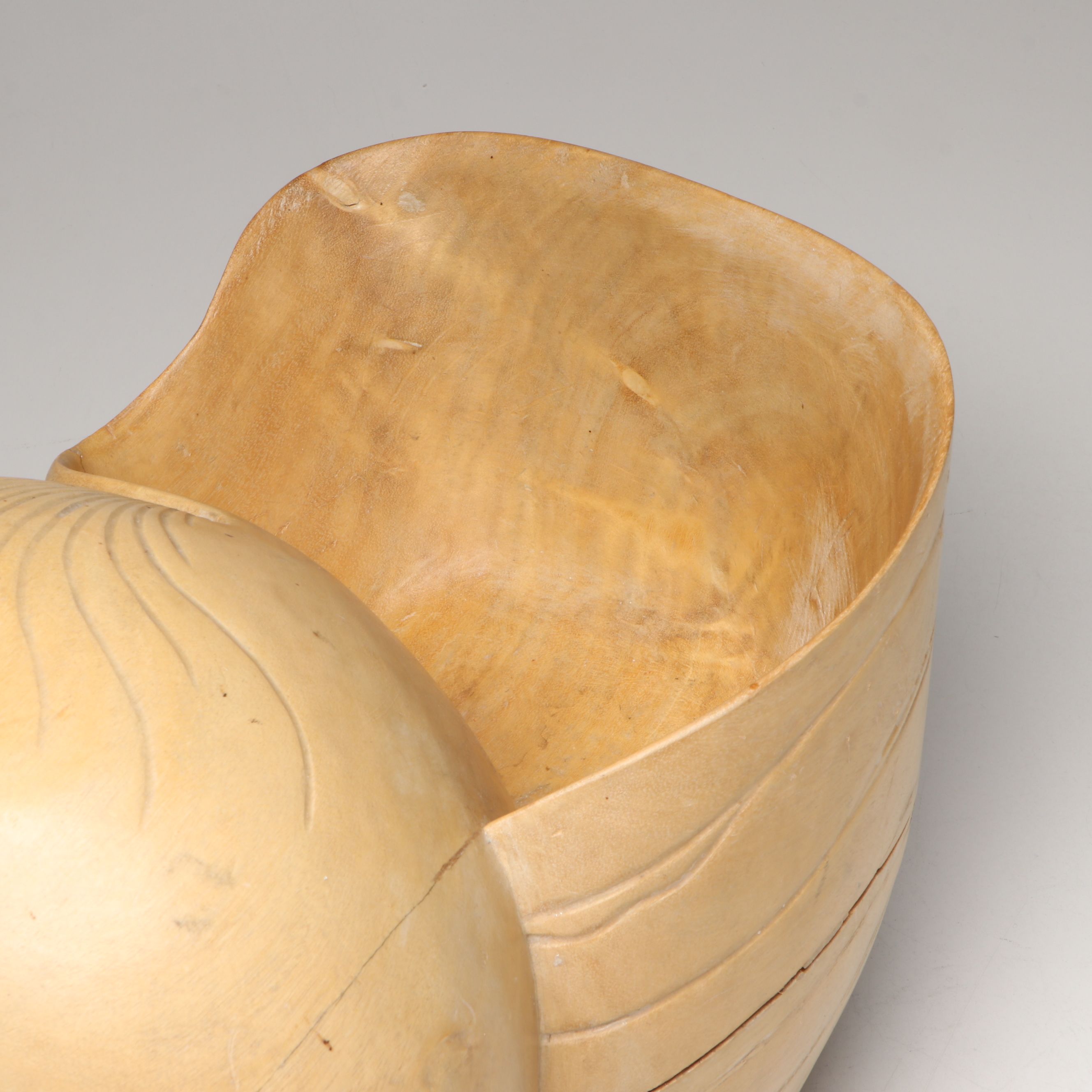 Carved Wooden Seashell Decorative Bowl