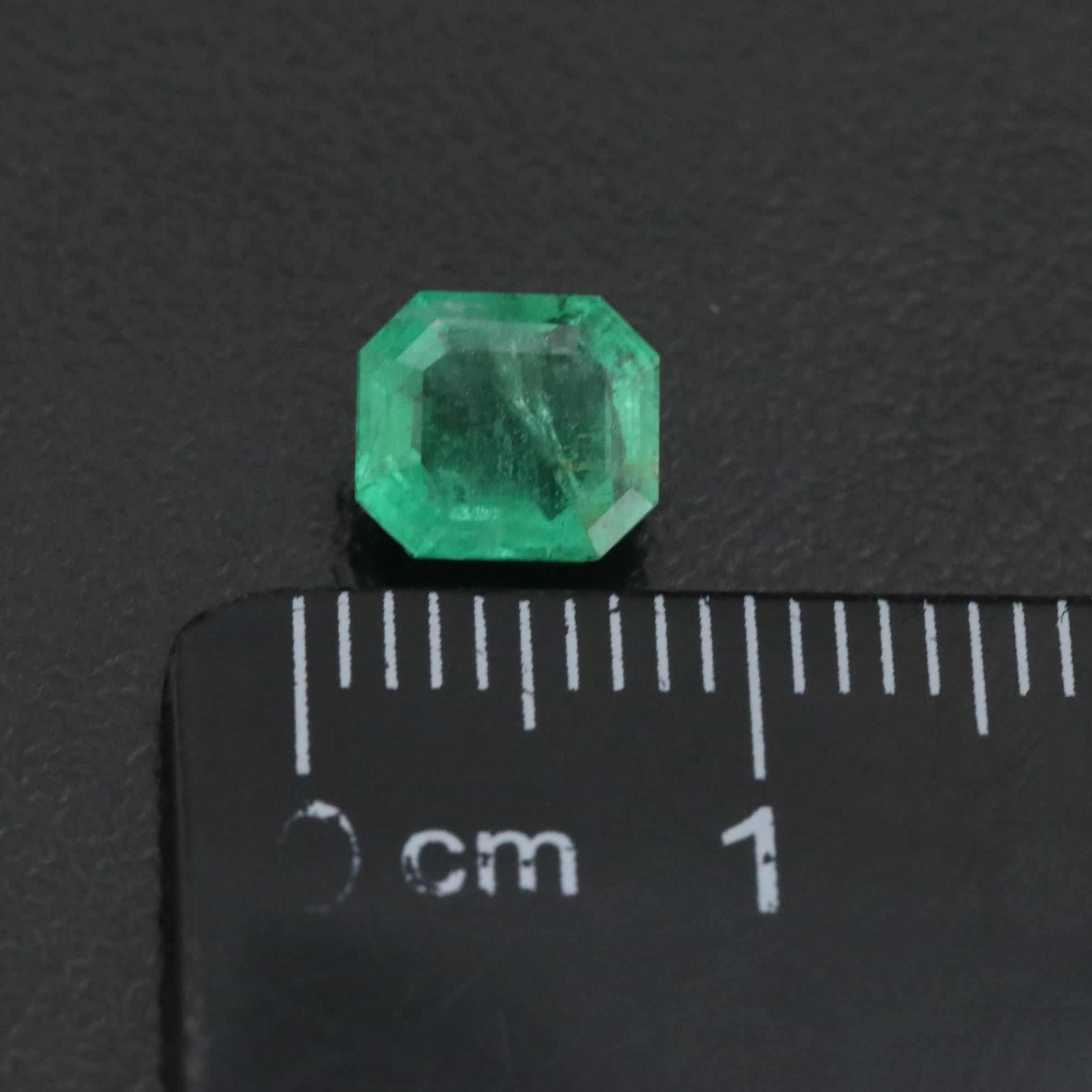 Loose 1.04 CT Emerald
