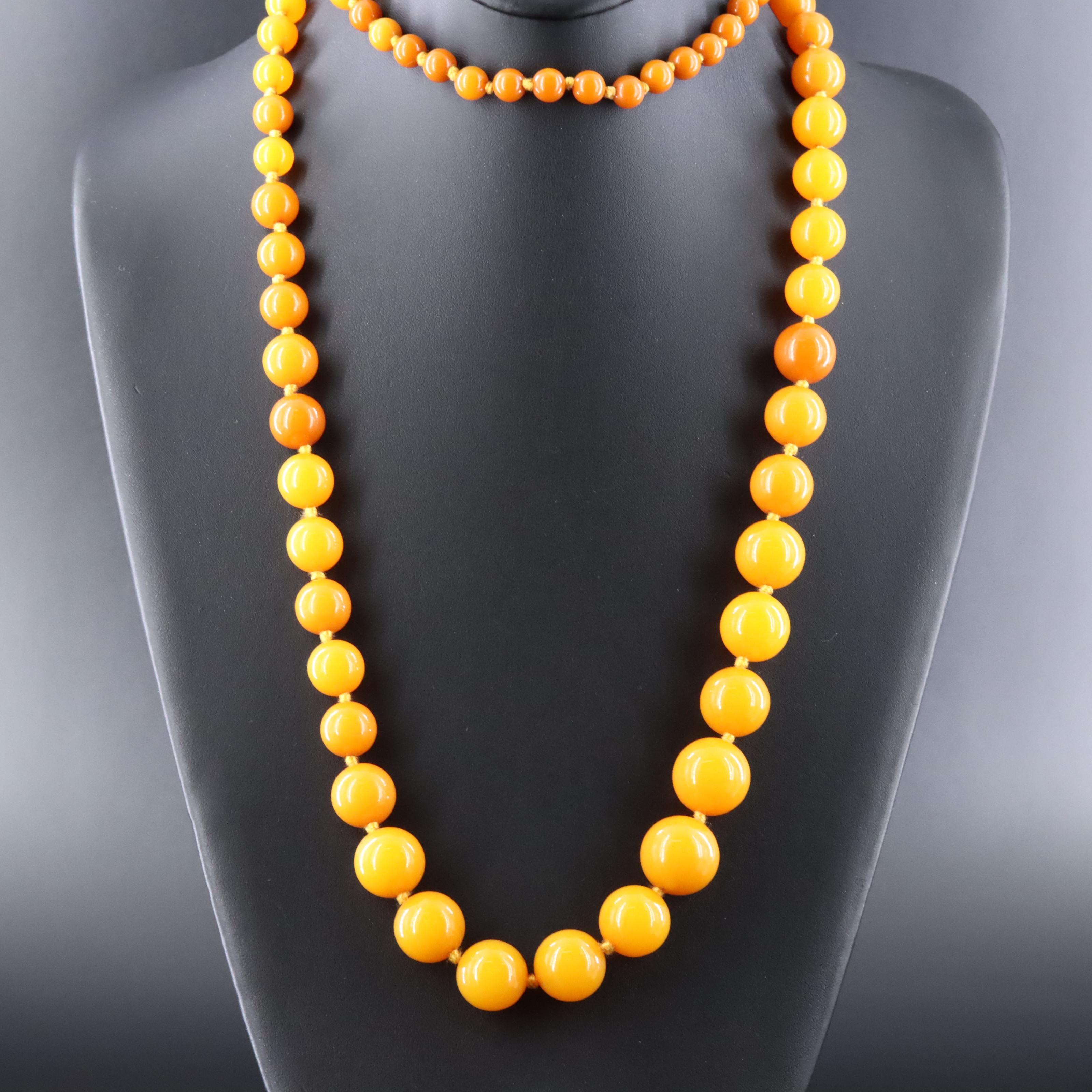Vintage Graduated Butterscotch Bakelite Bead Necklace