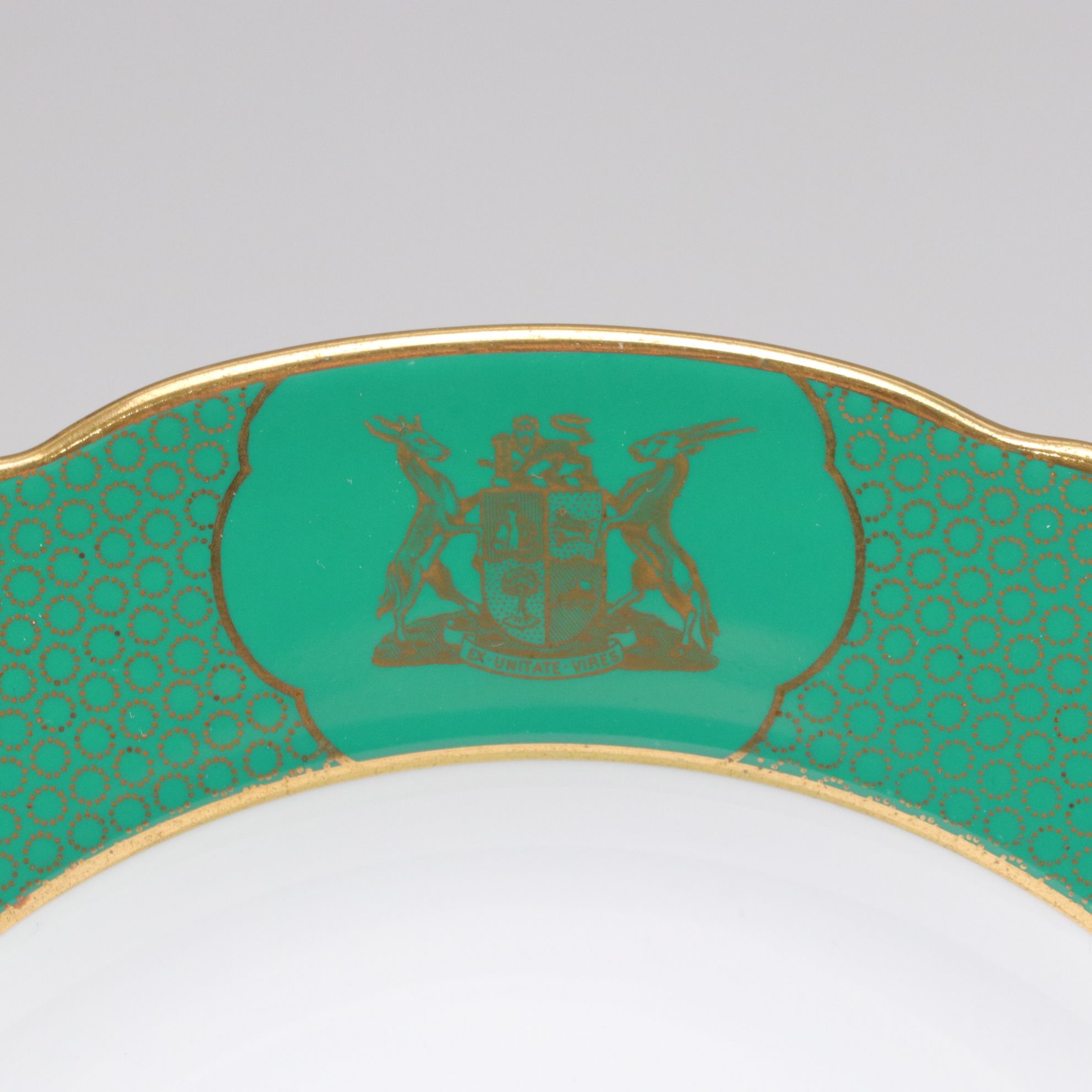 Spode "South African Coat of Arms" Porcelain Dinner Plates and Compote, 1940s