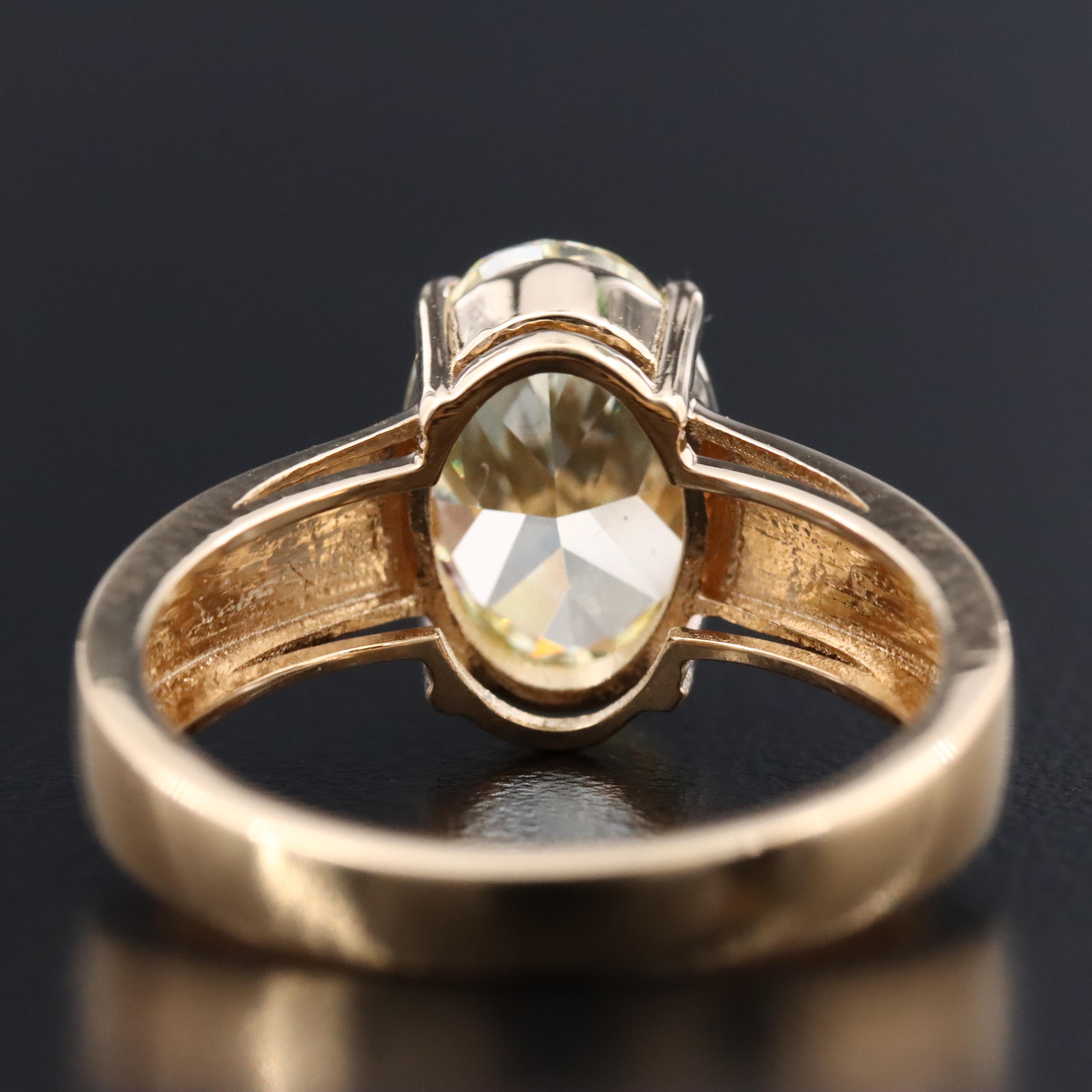 18K 2.58 CT Lab Grown Fancy Yellow Diamond Solitaire Ring with IGI Report