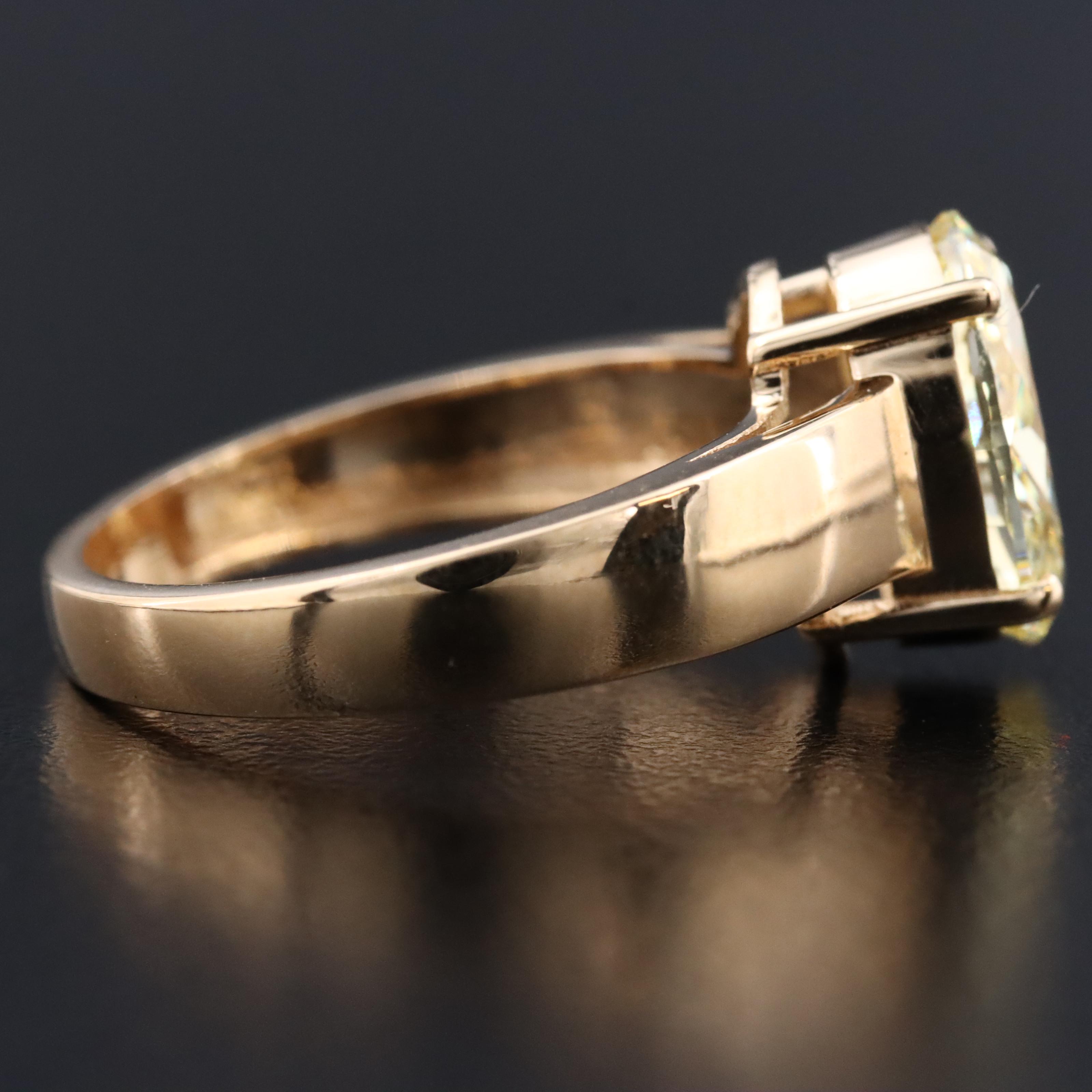 18K 2.58 CT Lab Grown Fancy Yellow Diamond Solitaire Ring with IGI Report