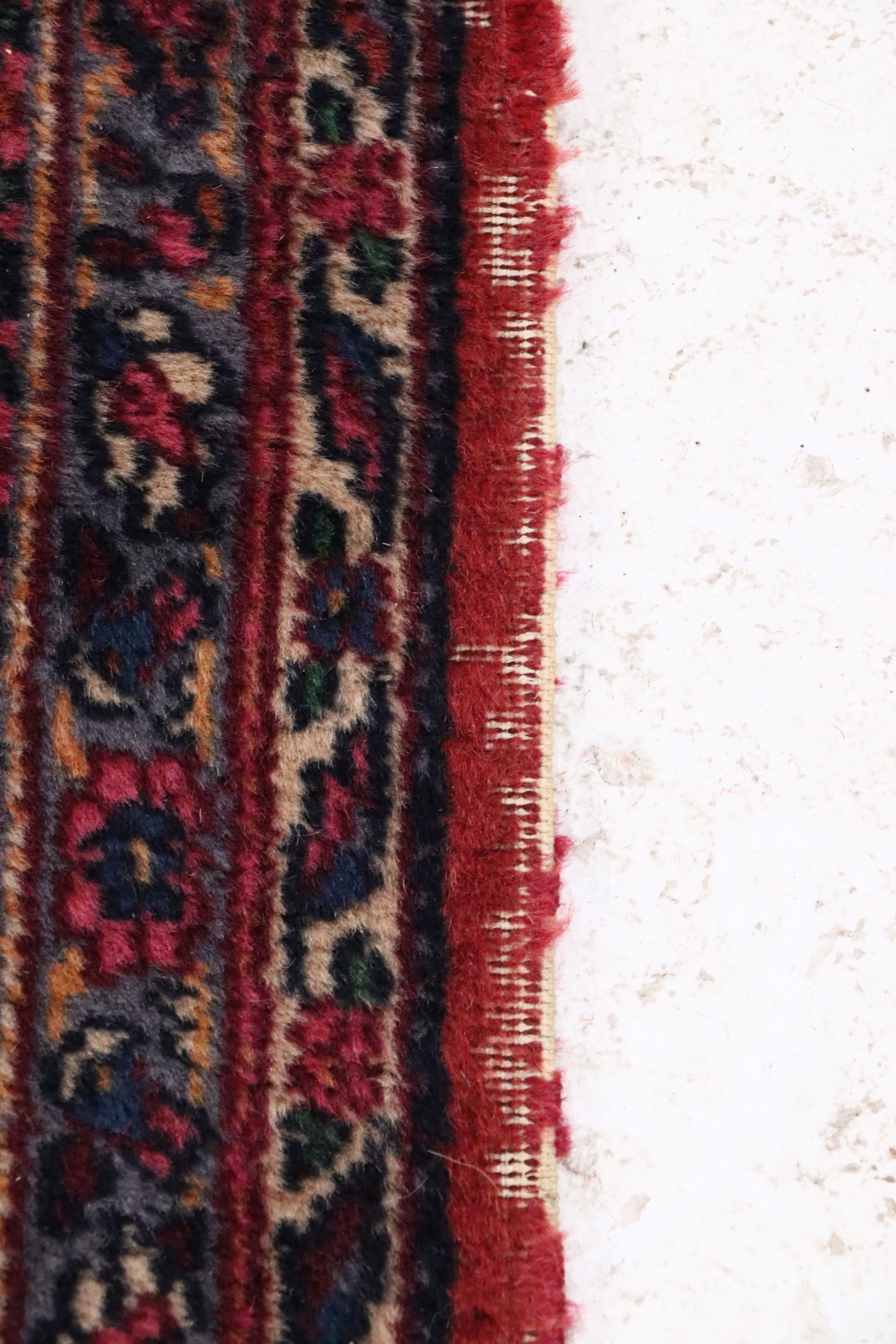 8'6 x 15'11 Machine Made Persian Style Room Sized Rug