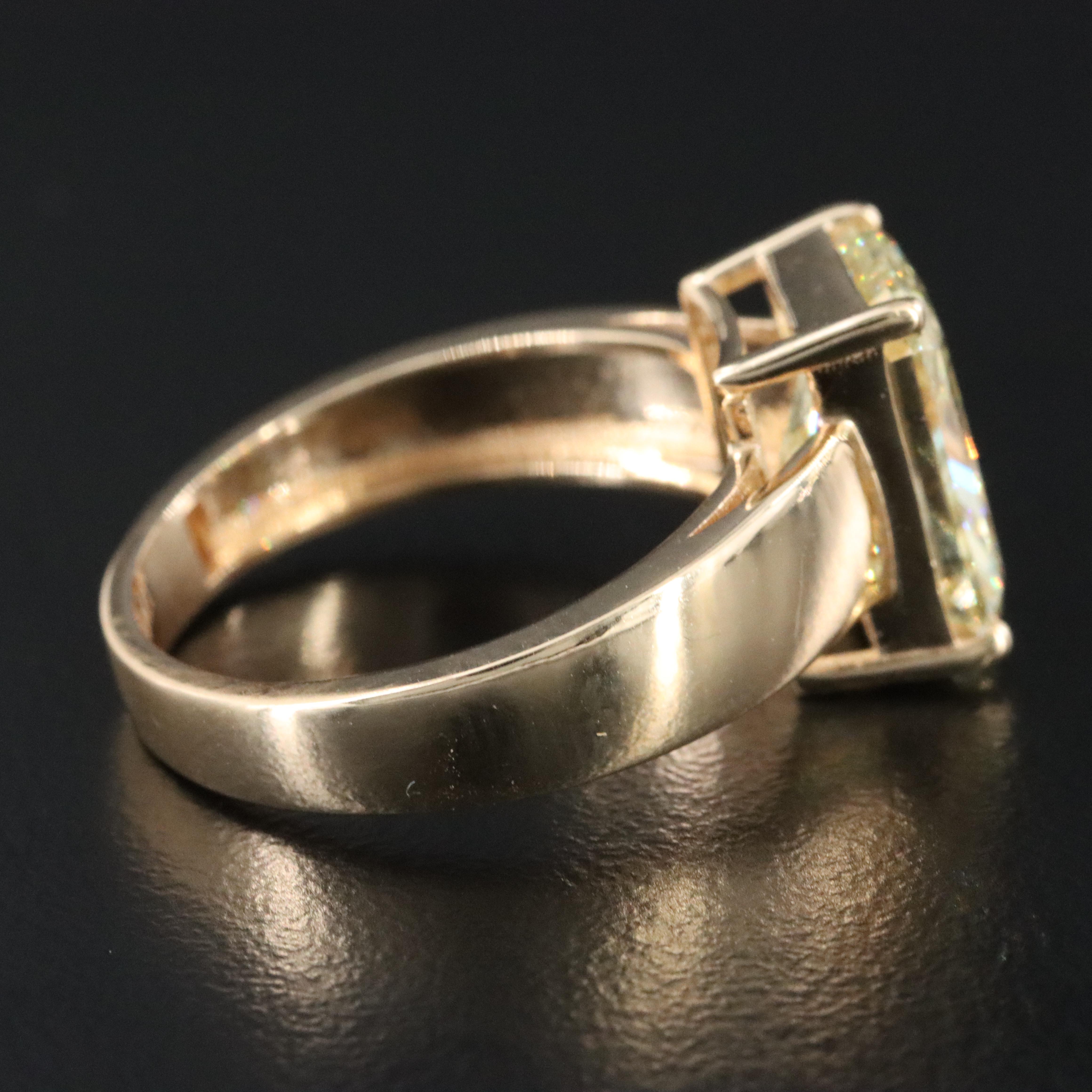 18K 3.55 CT Lab Grown Fancy Yellow Diamond Solitaire Ring with IGI Report